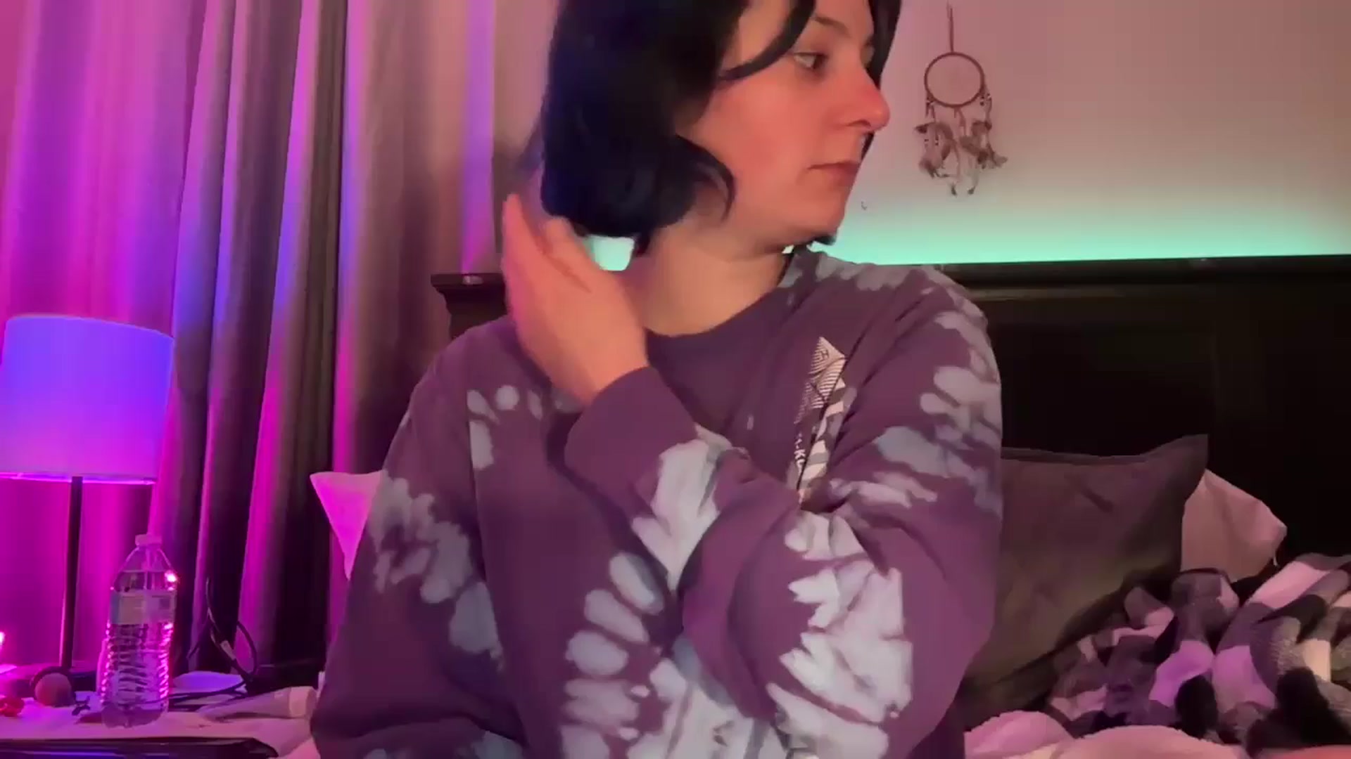 Gallery image thumbnail from EmmyLove's myfreecams stream on, 03/22/2025, 08:21 image 8 of 20