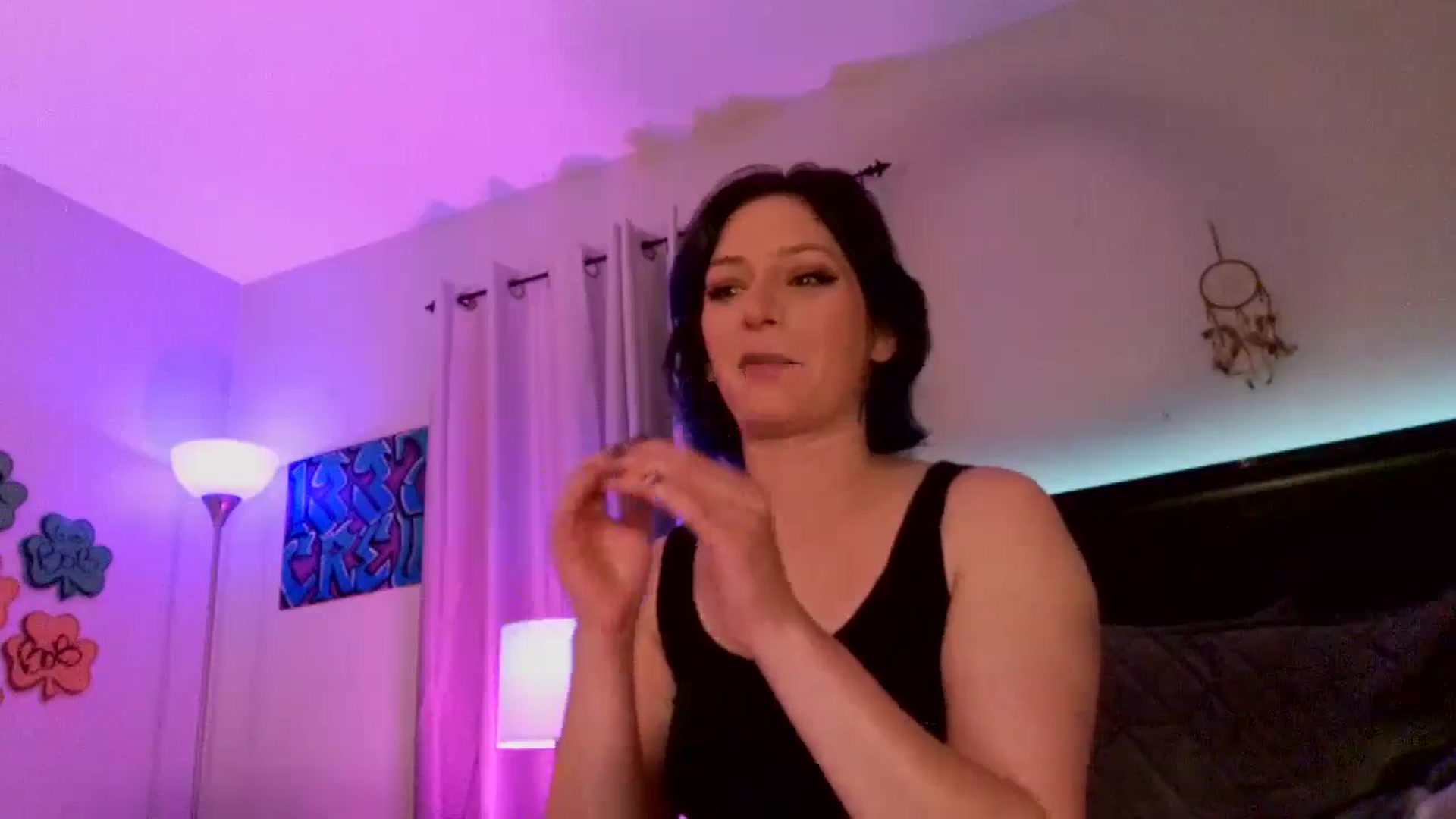 Gallery image thumbnail from EmmyLove's myfreecams stream on, 03/27/2025, 05:57 image 3 of 20