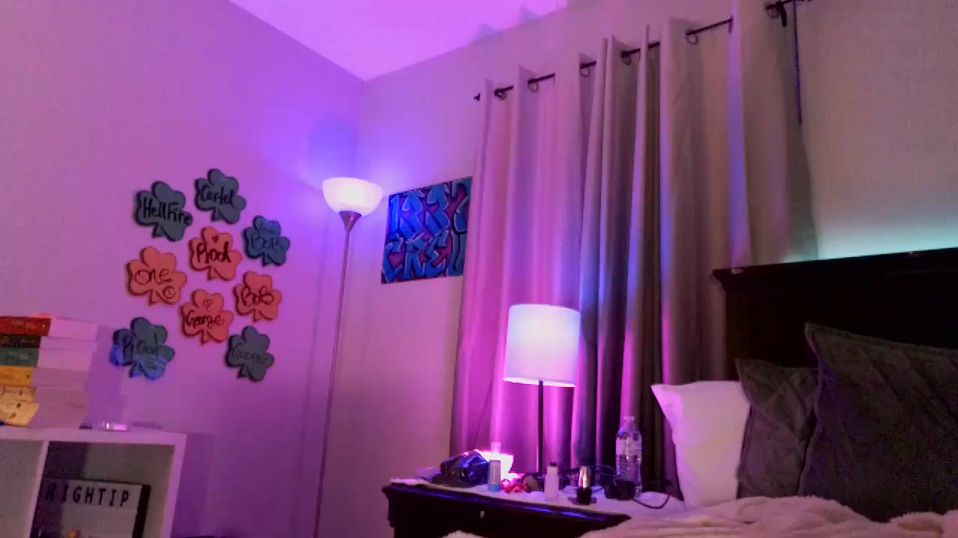 Gallery image thumbnail from EmmyLove's myfreecams stream on, 03/27/2025, 05:57 image 19 of 20