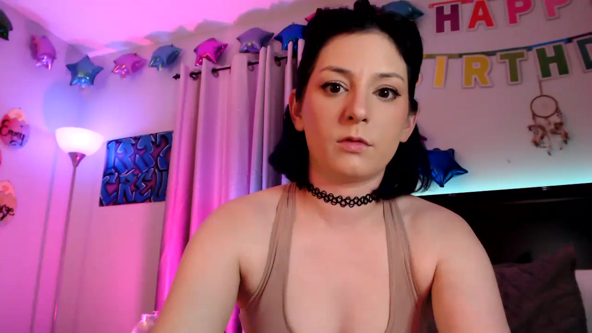 Gallery image thumbnail from EmmyLove's myfreecams stream on, 05/09/2025, 05:43 image 13 of 20