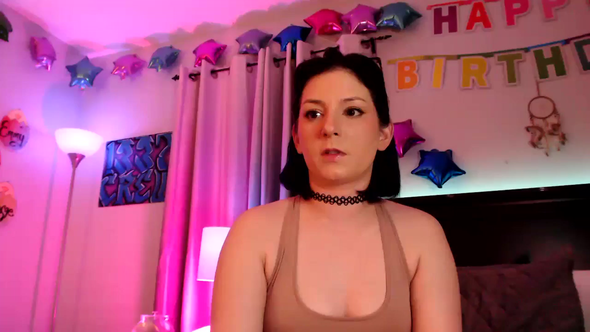 Gallery image thumbnail from EmmyLove's myfreecams stream on, 05/09/2025, 05:43 image 10 of 20