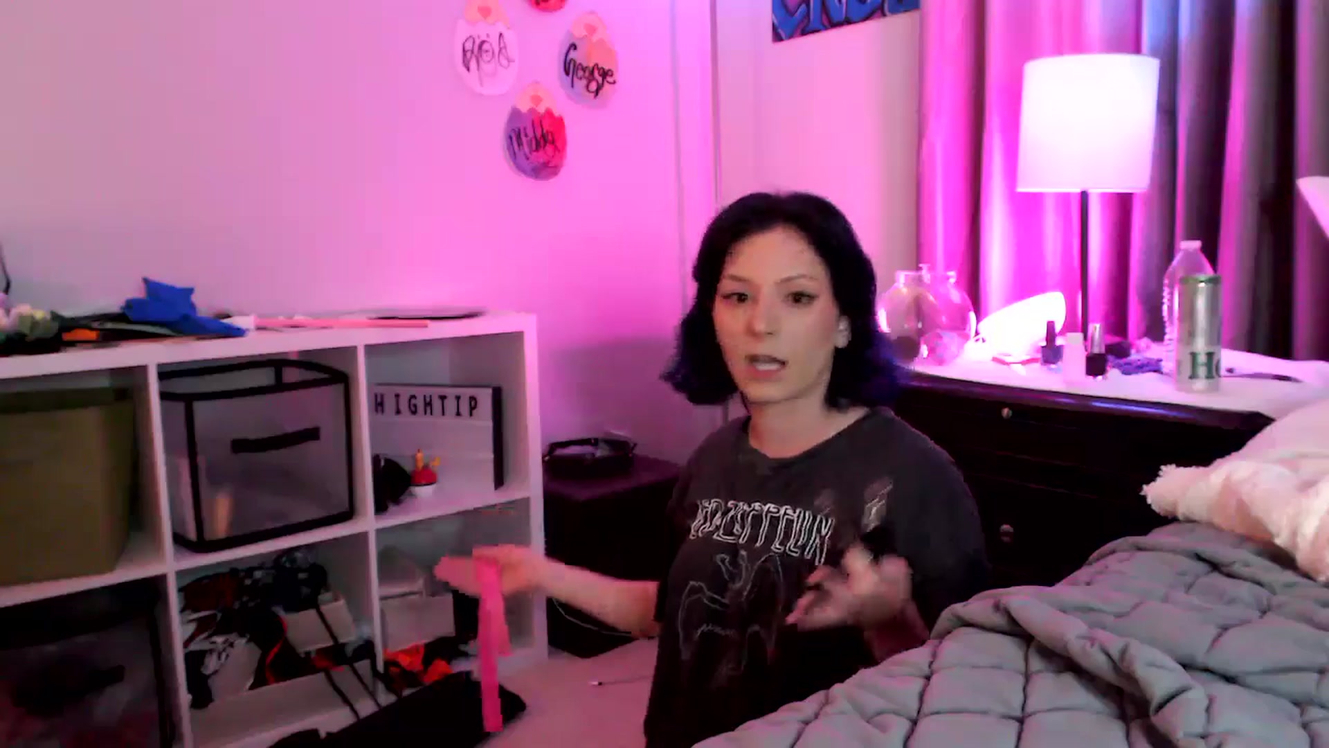 Gallery image thumbnail from EmmyLove's myfreecams stream on, 05/10/2025, 07:37 image 6 of 20