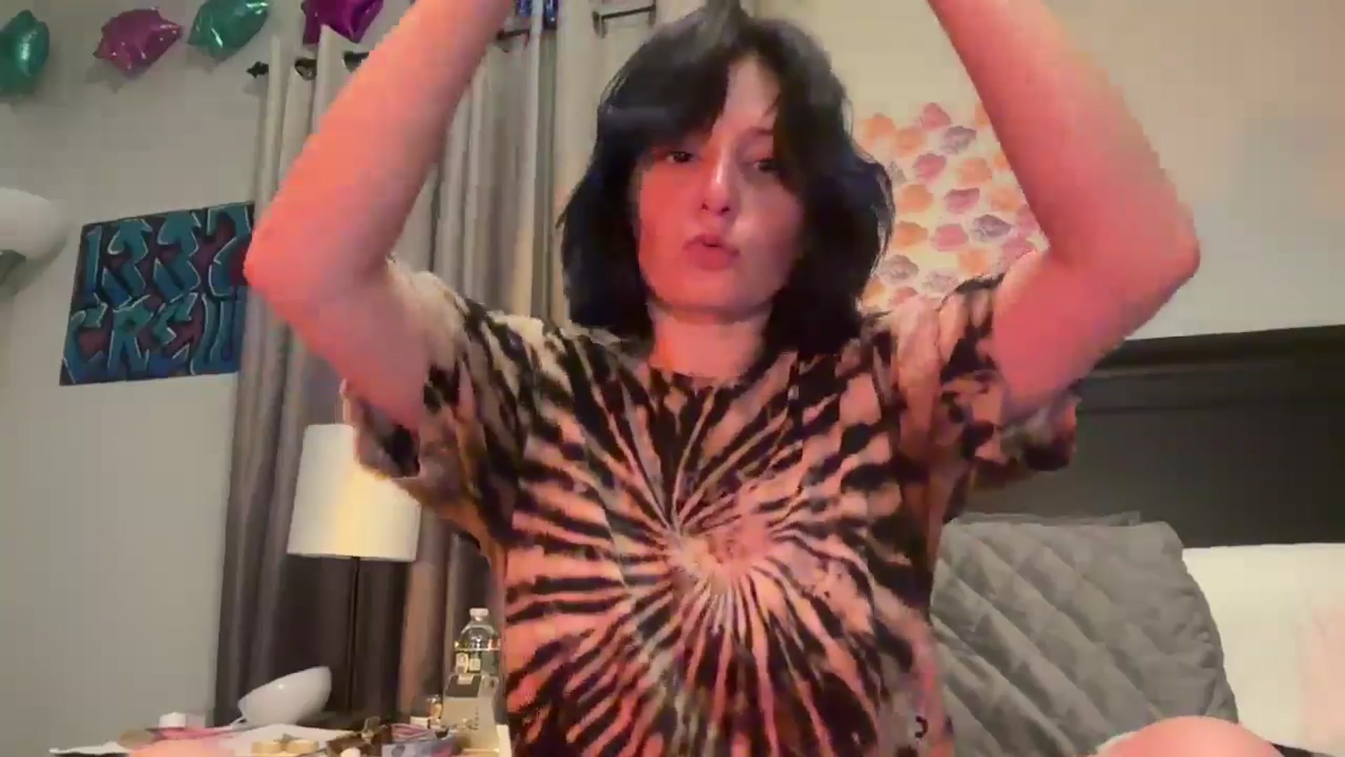 Gallery image thumbnail from EmmyLove's myfreecams stream on, 05/21/2025, 07:07 image 12 of 20