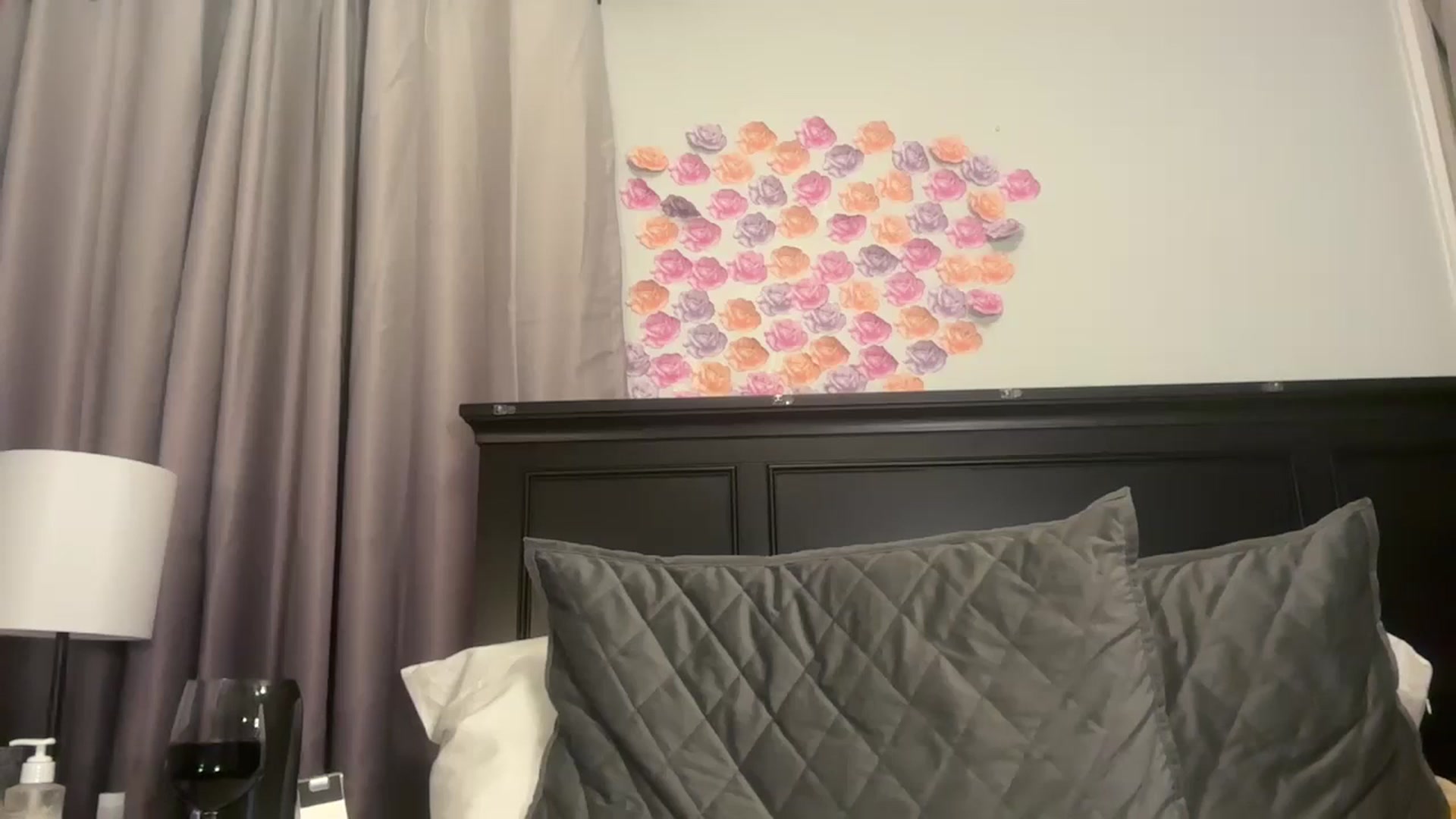 Gallery image thumbnail from EmmyLove's myfreecams stream on, 06/06/2025, 06:44 image 5 of 20