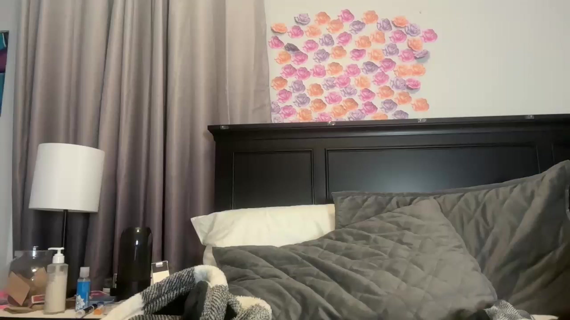 Gallery image thumbnail from EmmyLove's myfreecams stream on, 06/08/2025, 07:39 image 4 of 20