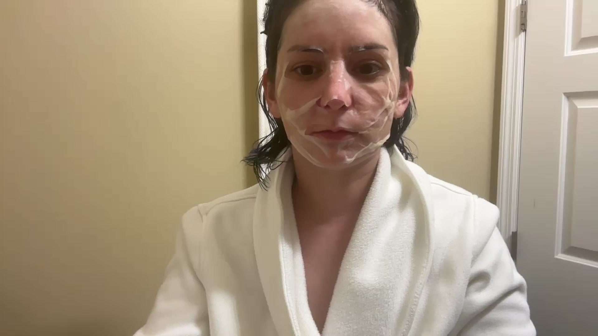 Gallery image thumbnail from EmmyLove's myfreecams stream on, 06/12/2025, 05:59 image 17 of 20