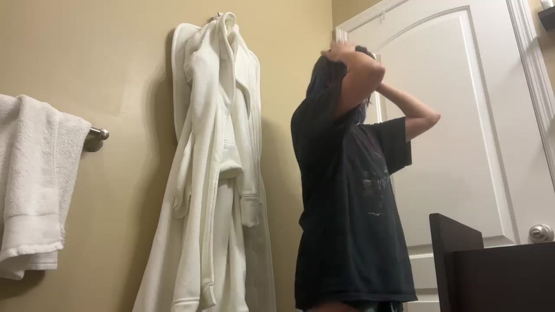 Gallery image thumbnail from EmmyLove's myfreecams stream on, 06/15/2025, 04:48 image 18 of 20