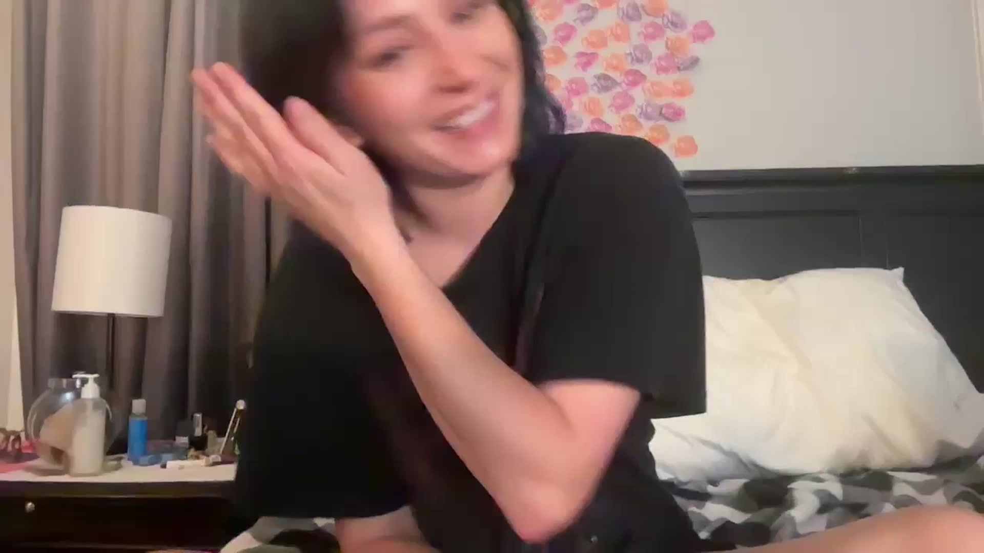 Gallery image thumbnail from EmmyLove's myfreecams stream on, 06/15/2025, 05:32 image 9 of 20