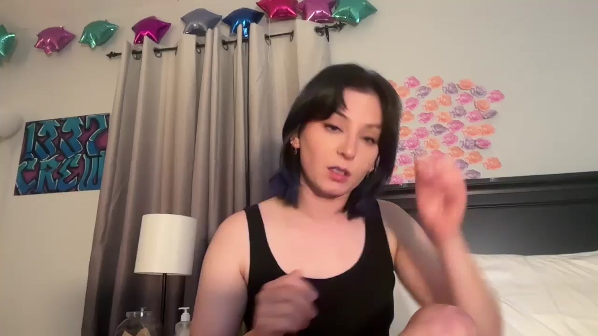 Gallery image thumbnail from EmmyLove's myfreecams stream on, 06/16/2025, 08:02 image 1 of 20