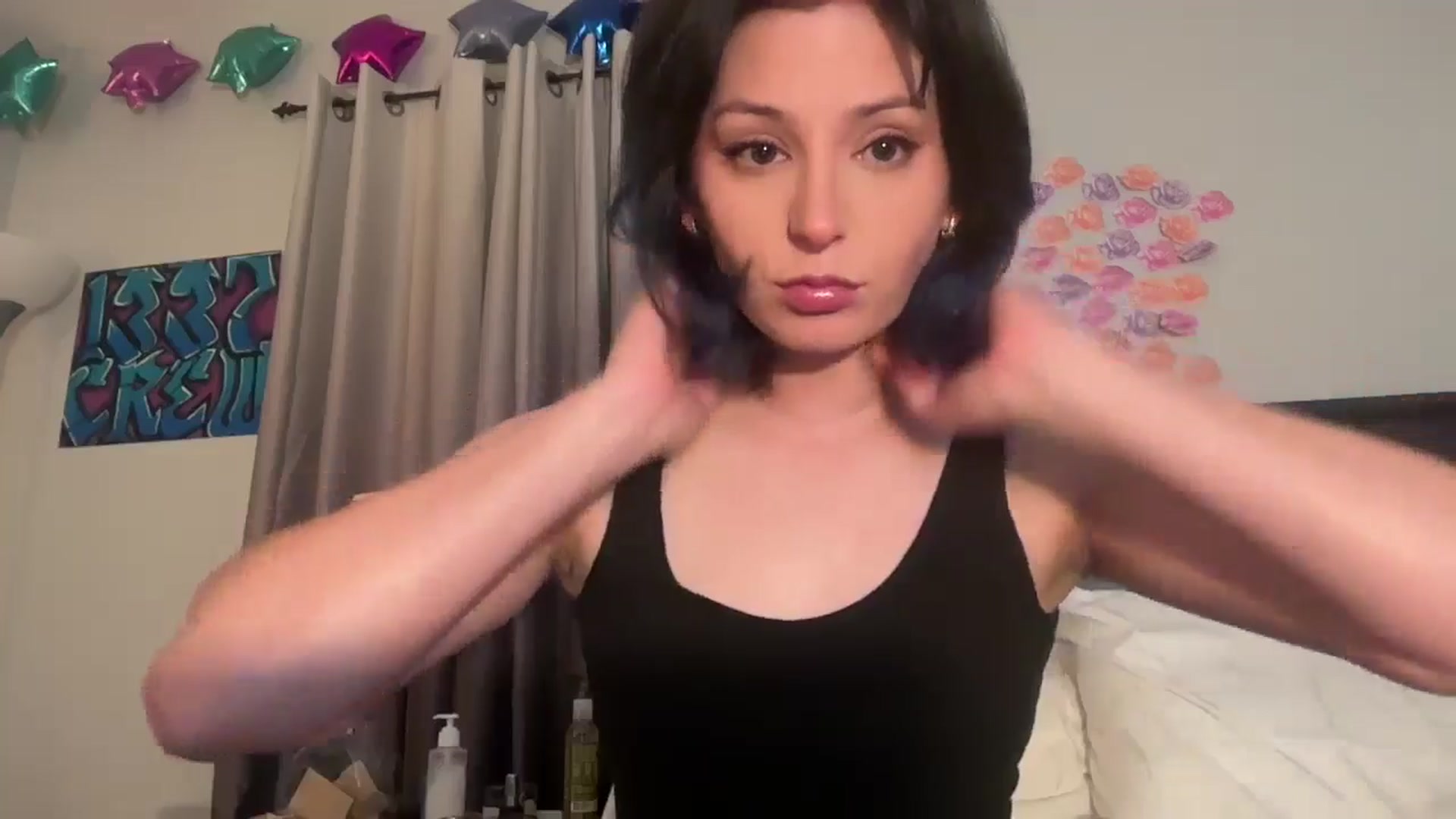 Gallery image thumbnail from EmmyLove's myfreecams stream on, 06/16/2025, 08:02 image 2 of 20