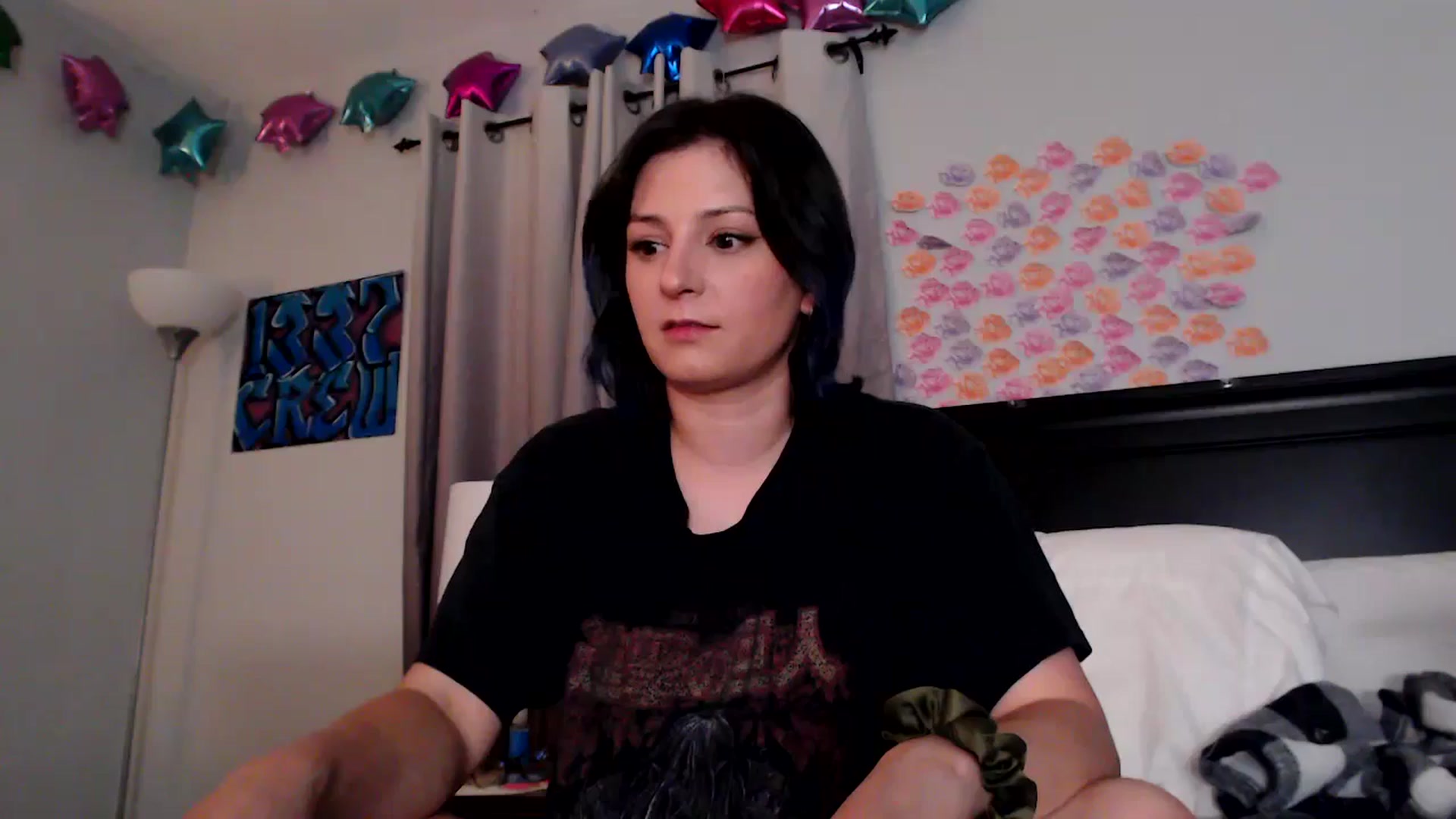 Gallery image thumbnail from EmmyLove's myfreecams stream on, 06/25/2025, 05:33 image 13 of 20