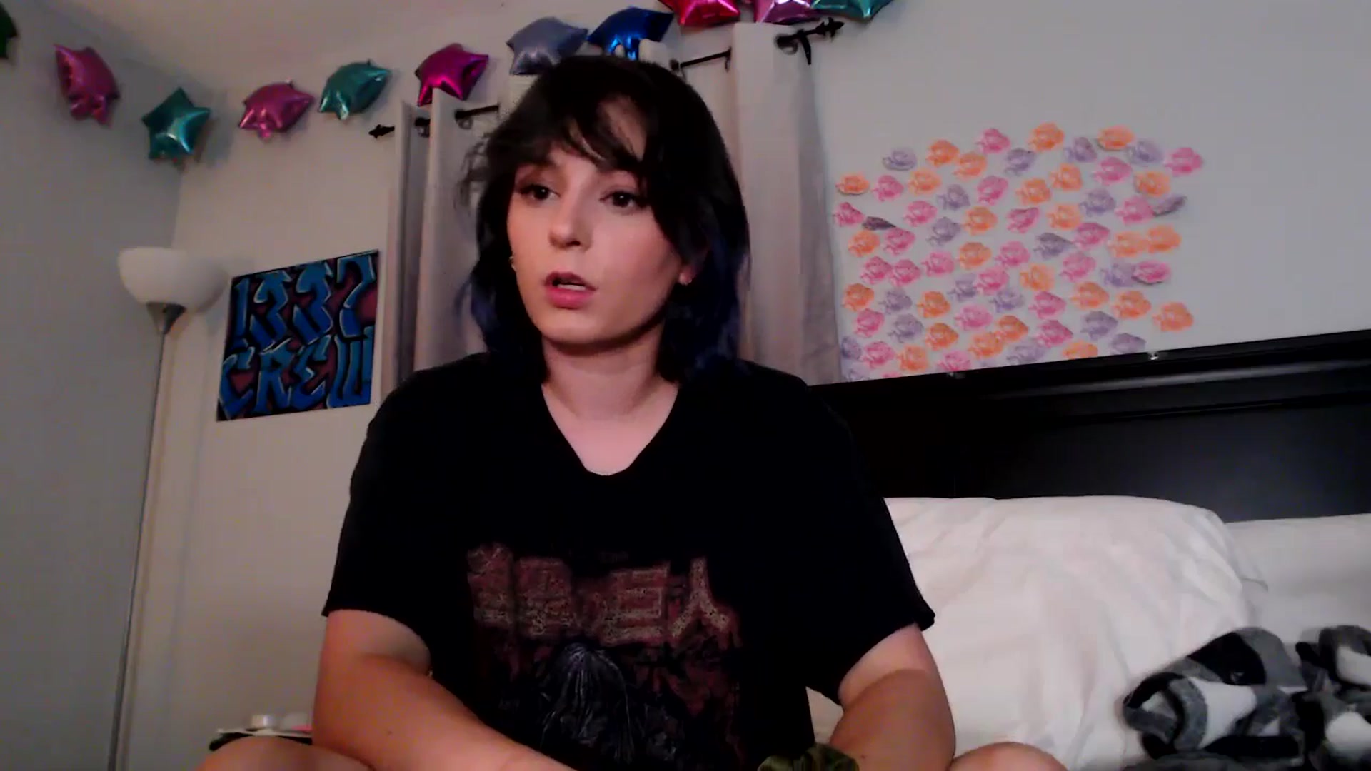 Gallery image thumbnail from EmmyLove's myfreecams stream on, 06/25/2025, 05:33 image 3 of 20