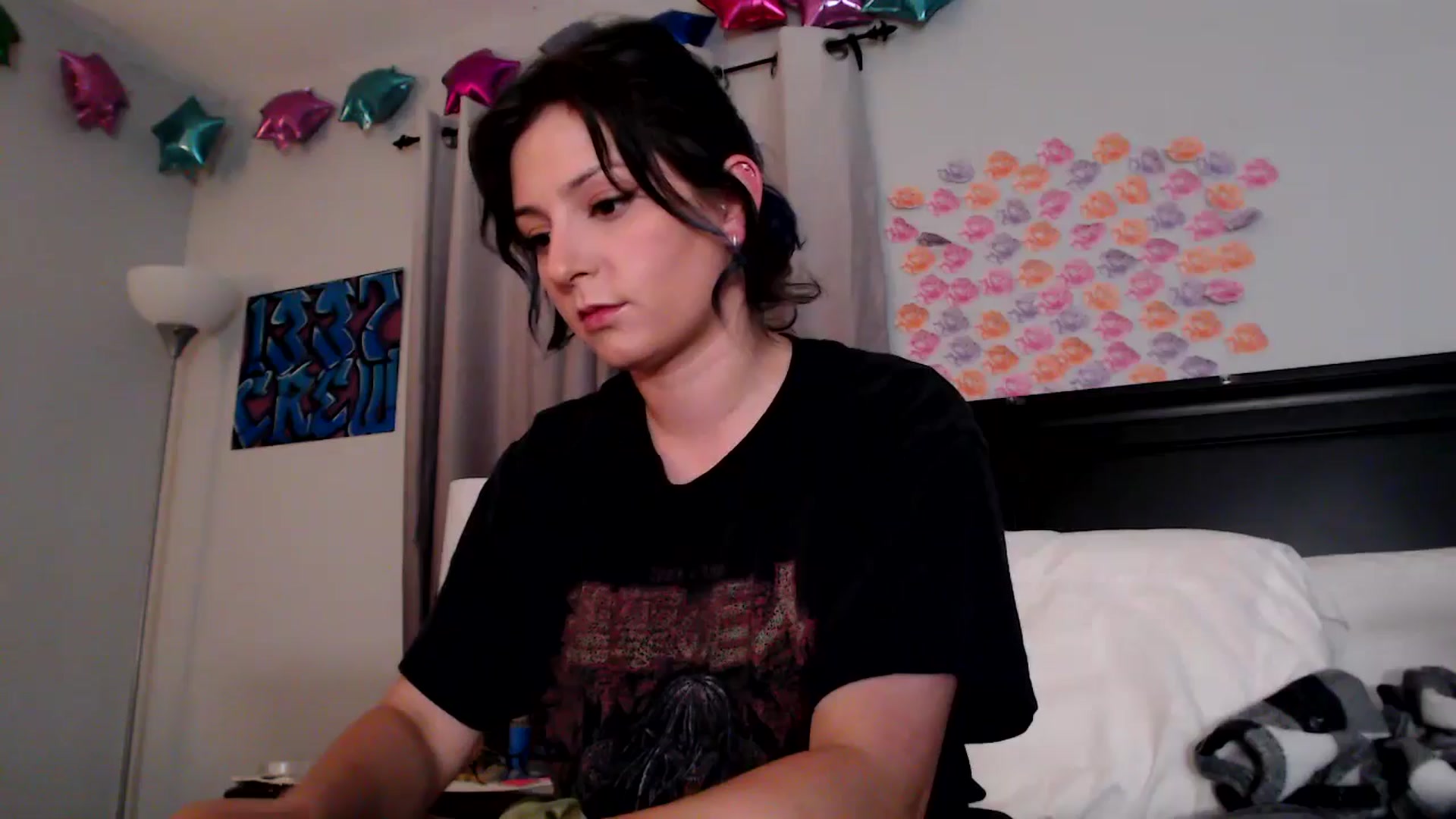 Gallery image thumbnail from EmmyLove's myfreecams stream on, 06/25/2025, 05:33 image 4 of 20
