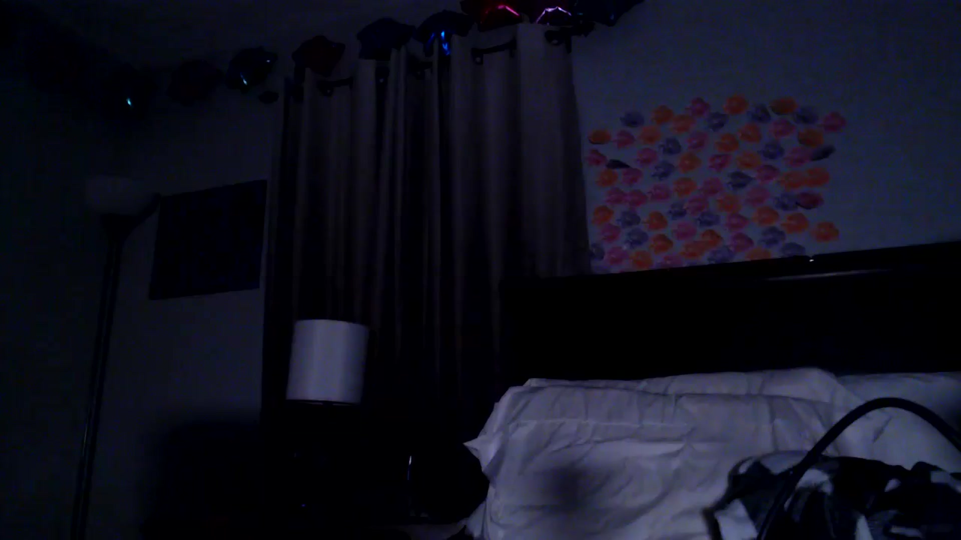 Gallery image thumbnail from EmmyLove's myfreecams stream on, 06/28/2025, 06:10 image 1 of 20