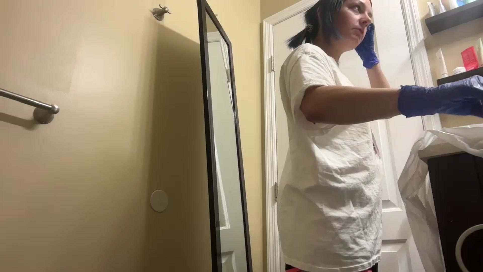 Gallery image thumbnail from EmmyLove's myfreecams stream on, 06/29/2025, 07:16 image 13 of 20