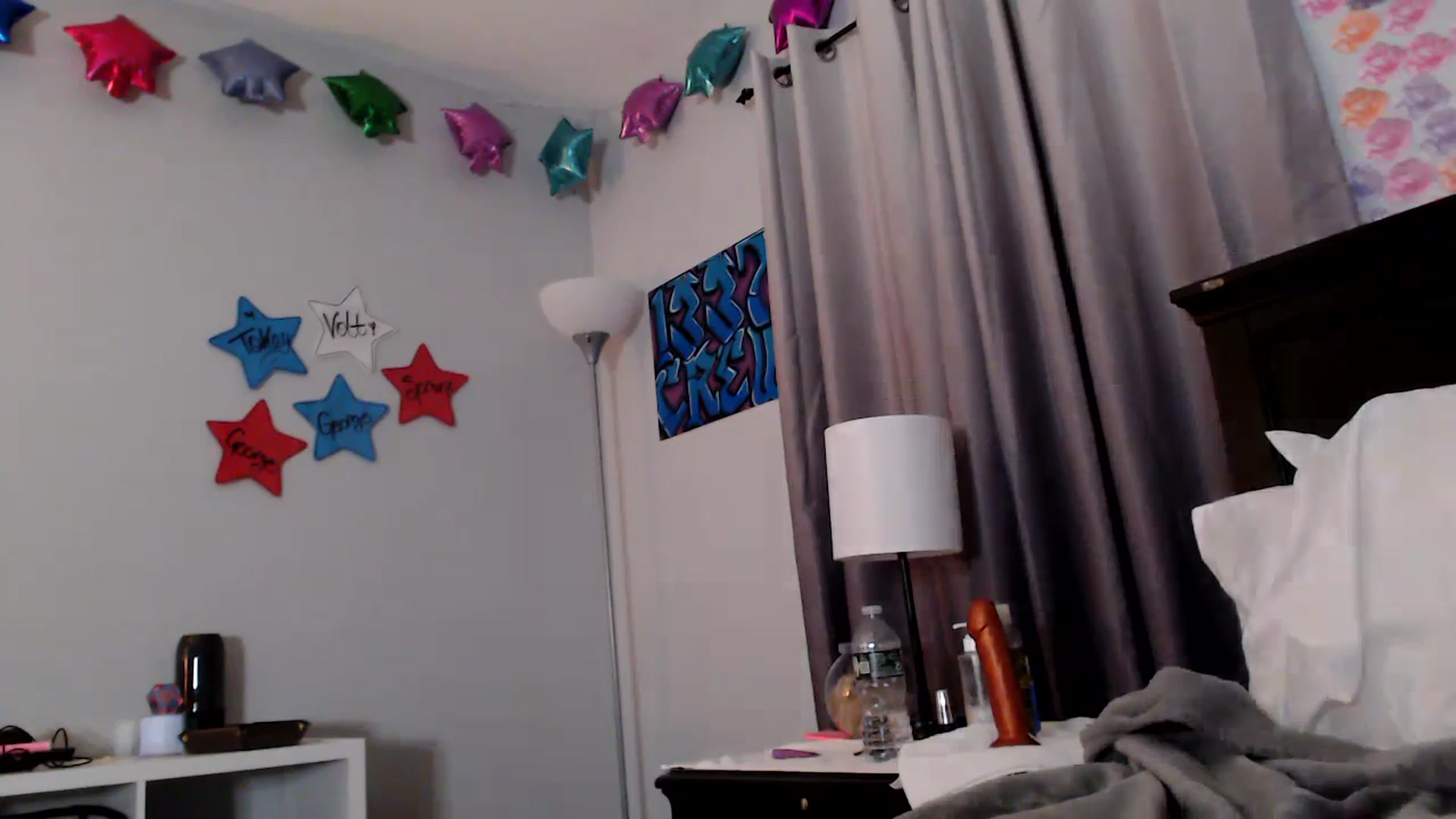 Gallery image thumbnail from EmmyLove's myfreecams stream on, 07/05/2025, 07:24 image 6 of 20