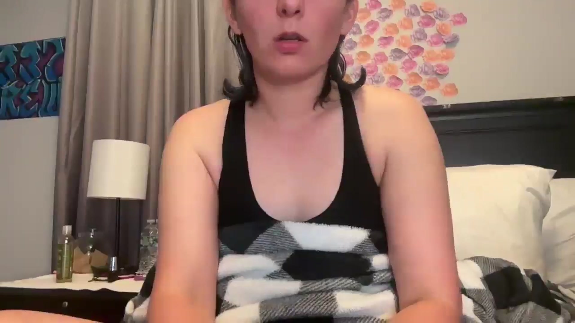 Gallery image thumbnail from EmmyLove's myfreecams stream on, 07/13/2025, 05:47 image 8 of 20