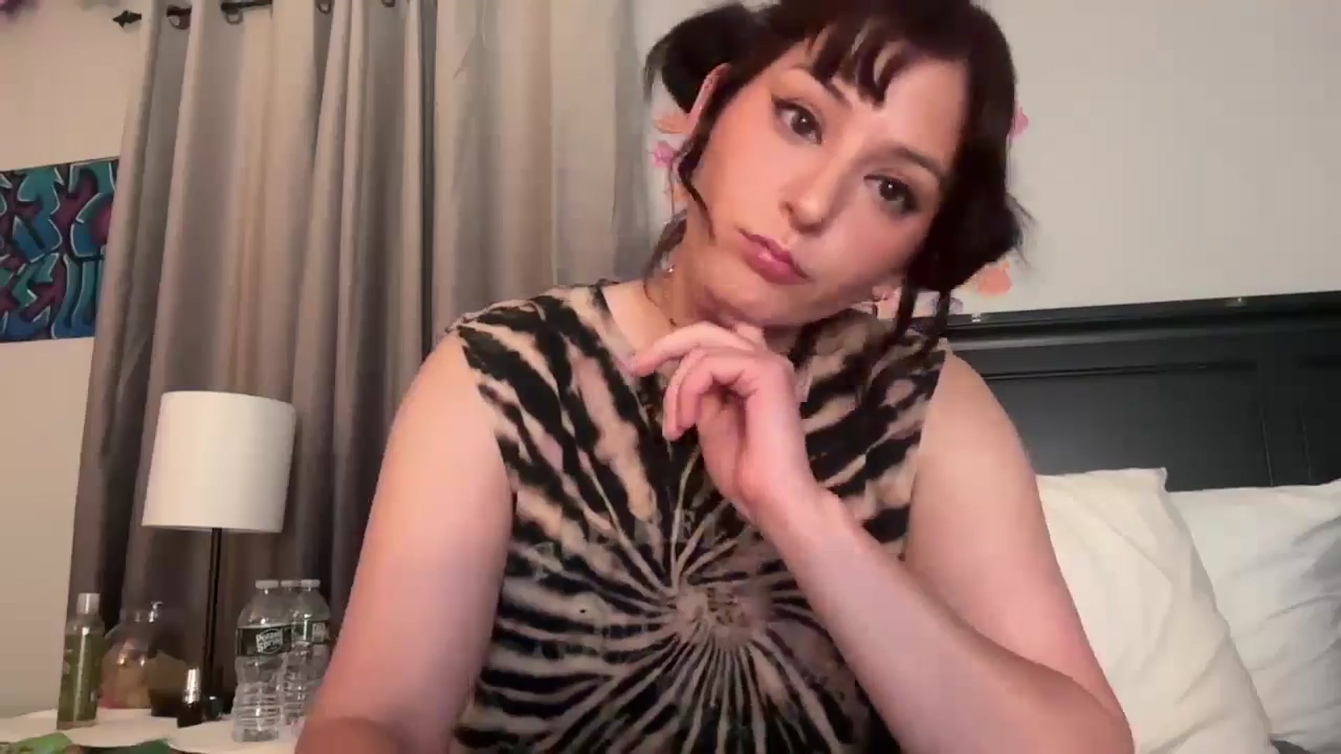 Gallery image thumbnail from EmmyLove's myfreecams stream on, 07/17/2025, 06:11 image 4 of 20