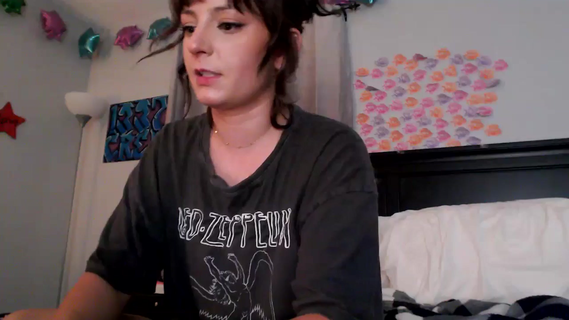 Gallery image thumbnail from EmmyLove's myfreecams stream on, 08/06/2025, 07:13 image 19 of 20