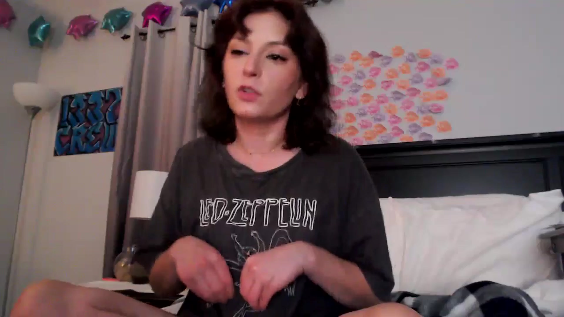 Gallery image thumbnail from EmmyLove's myfreecams stream on, 08/06/2025, 07:13 image 4 of 20