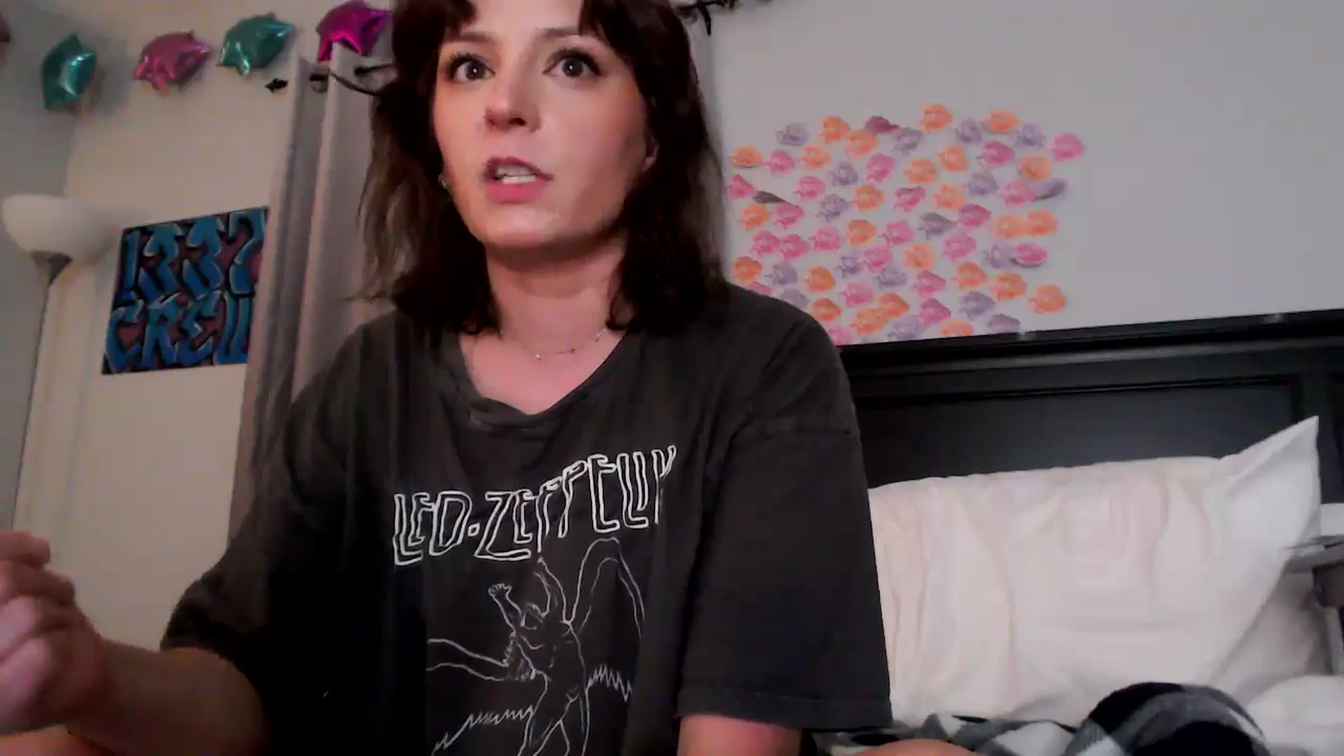 Gallery image thumbnail from EmmyLove's myfreecams stream on, 08/06/2025, 07:13 image 8 of 20