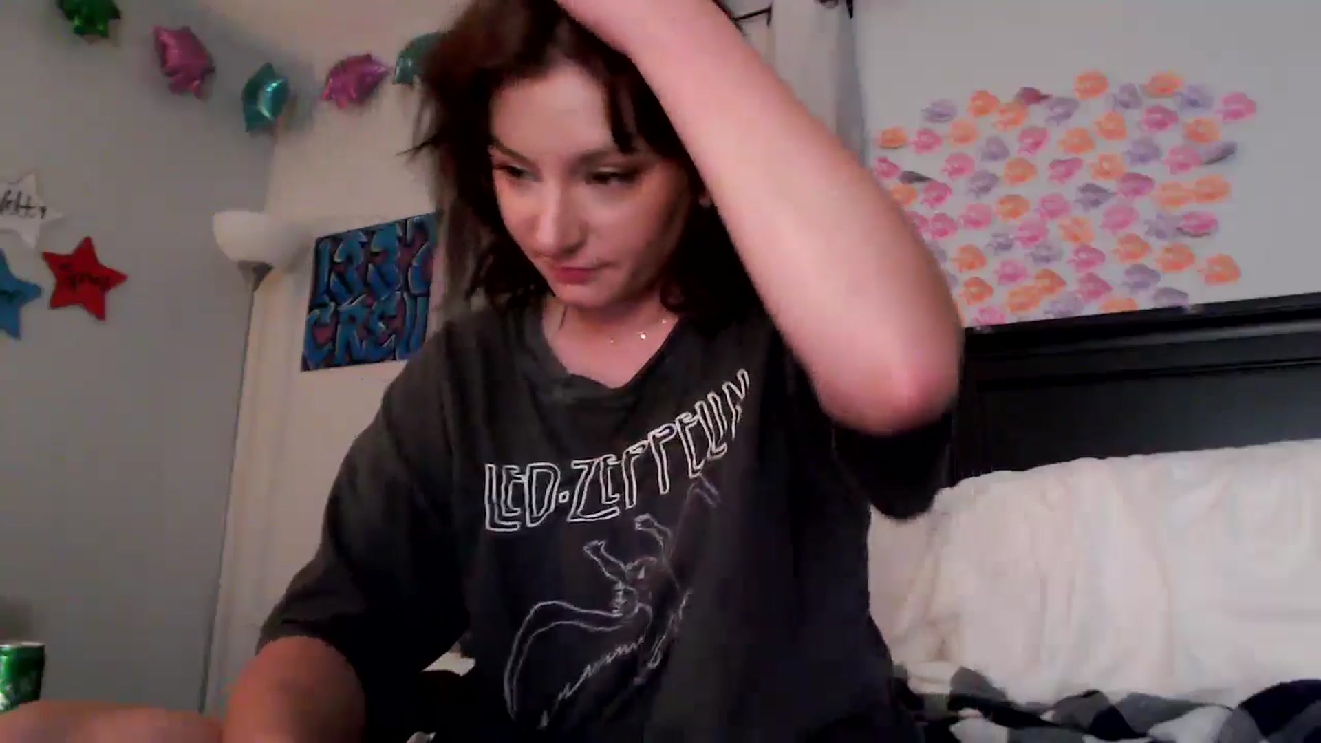 Gallery image thumbnail from EmmyLove's myfreecams stream on, 08/06/2025, 07:13 image 11 of 20