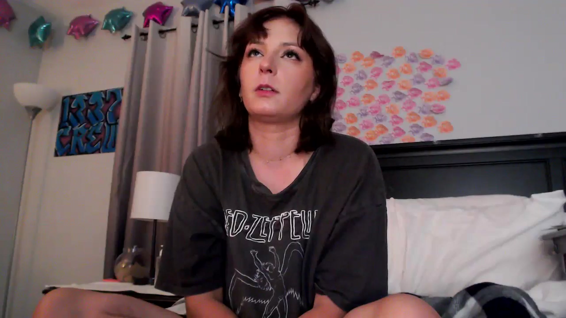 Gallery image thumbnail from EmmyLove's myfreecams stream on, 08/06/2025, 07:13 image 2 of 20