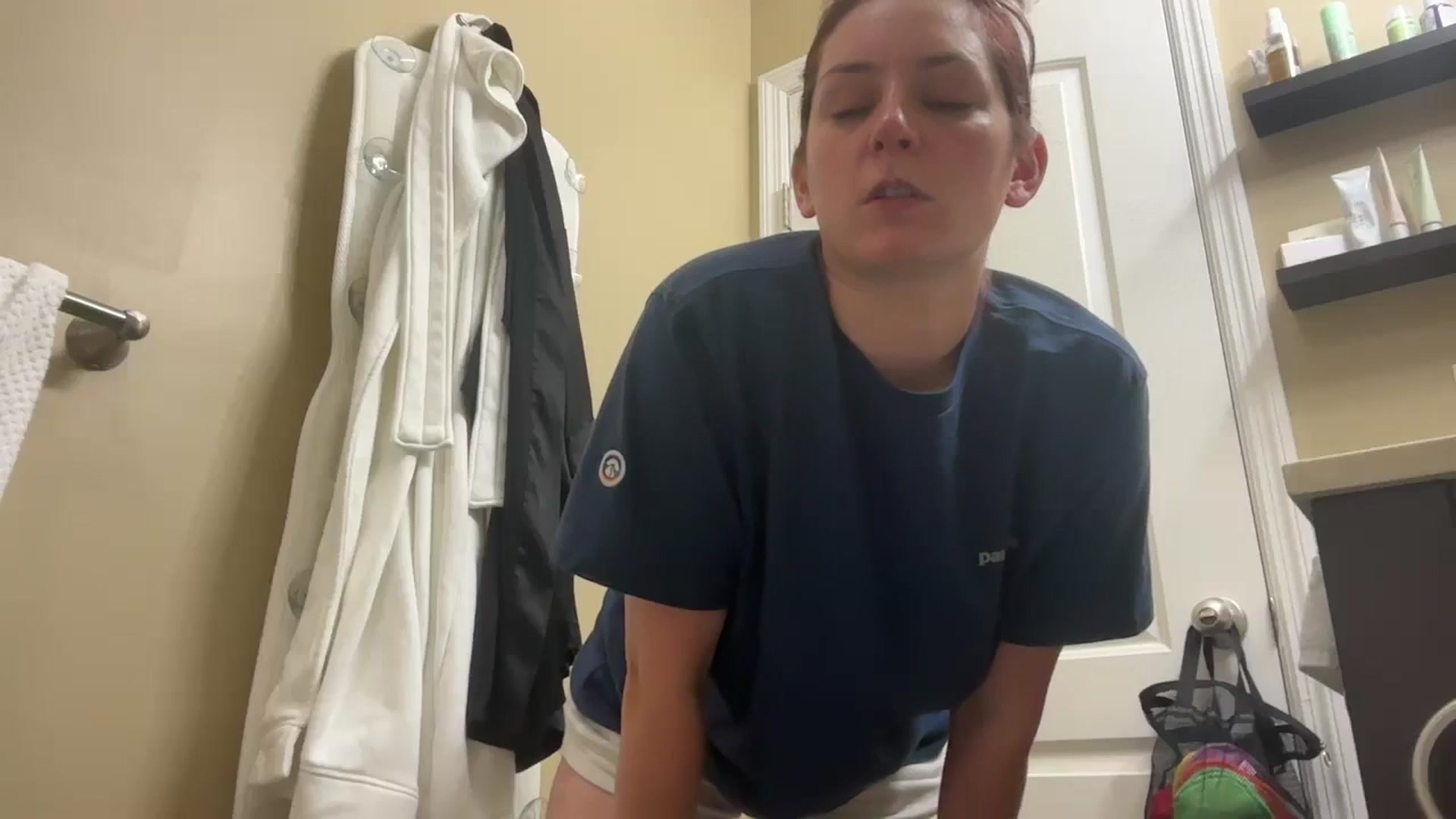 Gallery image thumbnail from EmmyLove's myfreecams stream on, 08/12/2025, 05:24 image 8 of 20