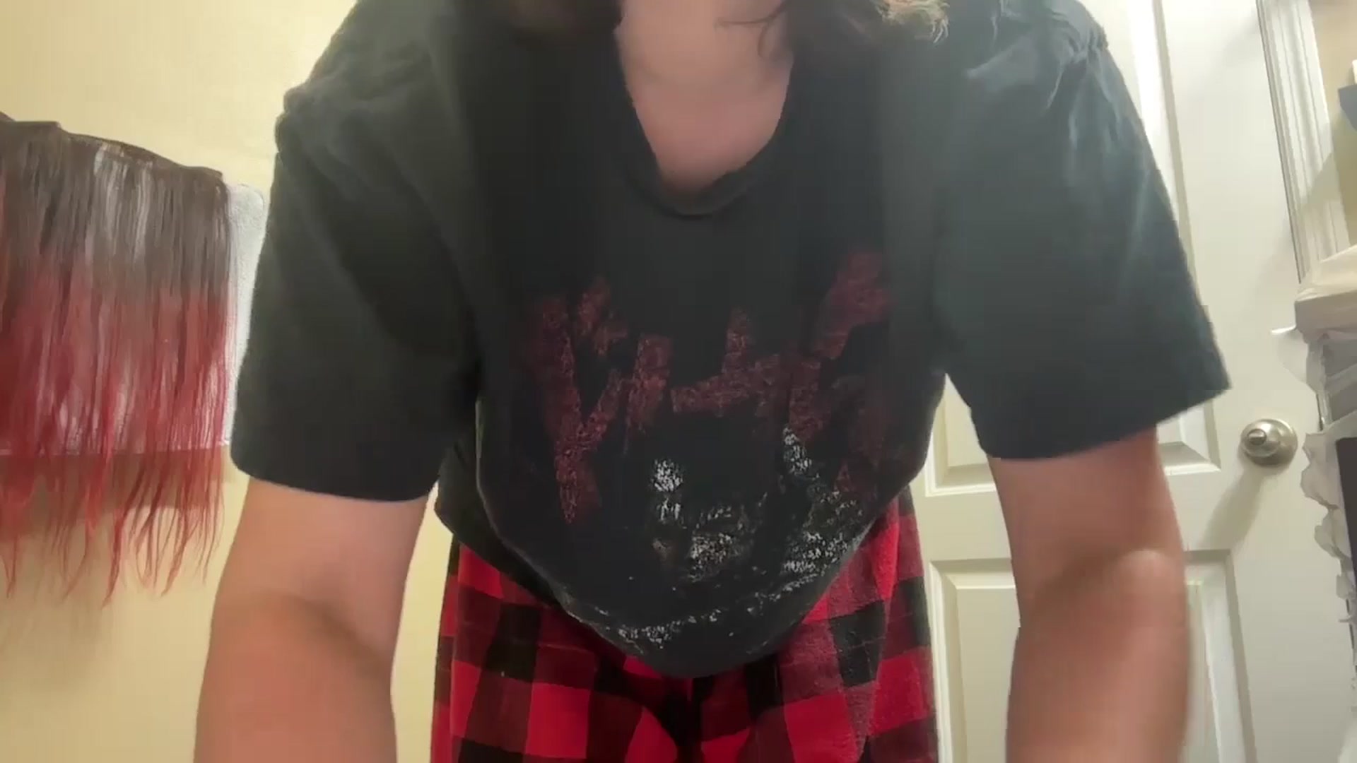 Gallery image thumbnail from EmmyLove's myfreecams stream on, 08/27/2025, 06:50 image 19 of 20