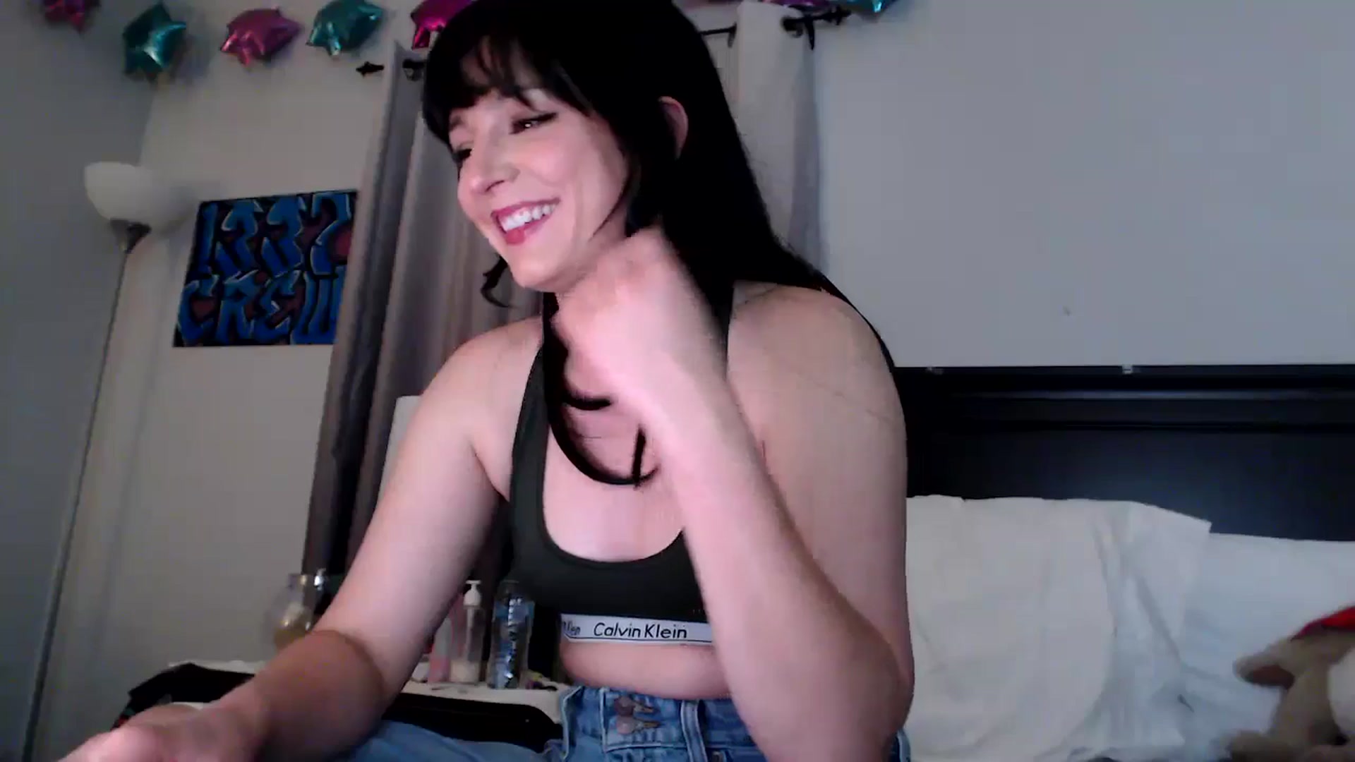 Gallery image thumbnail from EmmyLove's myfreecams stream on, 09/10/2025, 05:39 image 19 of 20