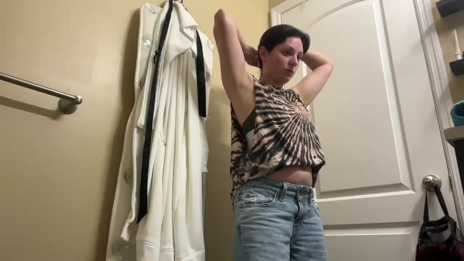 Gallery image thumbnail from EmmyLove's myfreecams stream on, 09/18/2025, 05:35 image 8 of 20