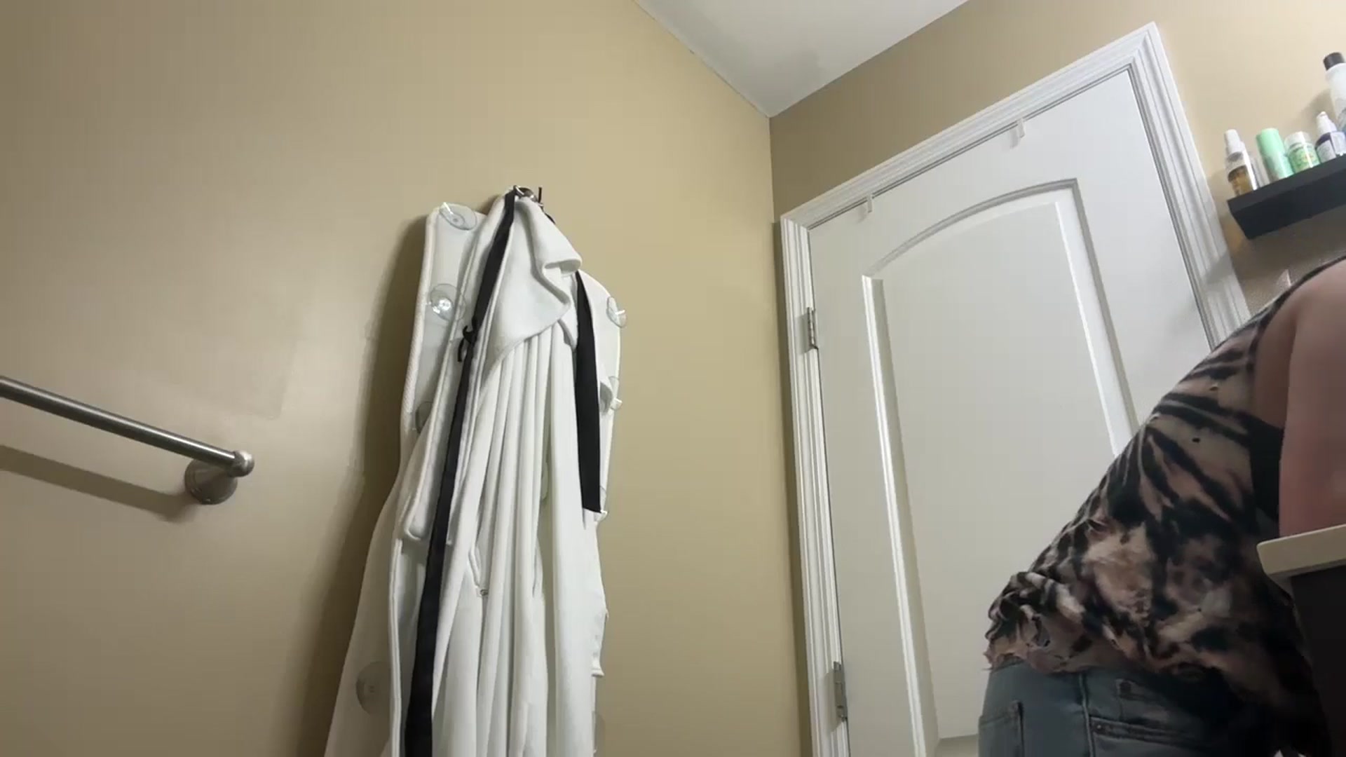 Gallery image thumbnail from EmmyLove's myfreecams stream on, 09/18/2025, 05:35 image 3 of 20