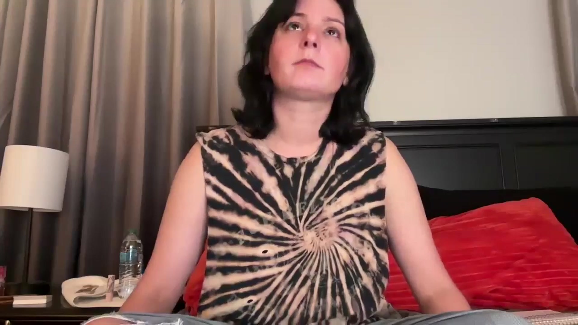 Gallery image thumbnail from EmmyLove's myfreecams stream on, 09/18/2025, 07:09 image 2 of 20