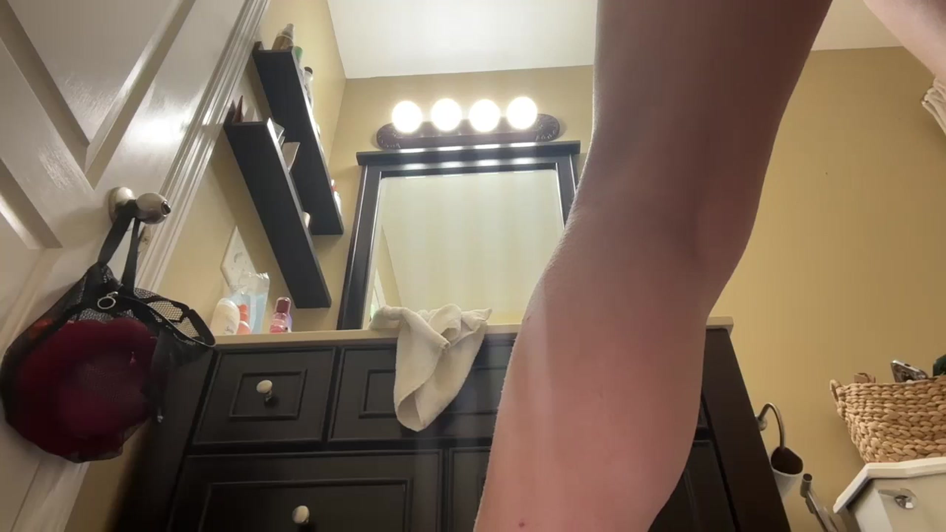Gallery image thumbnail from EmmyLove's myfreecams stream on, 09/19/2025, 08:23 image 11 of 20