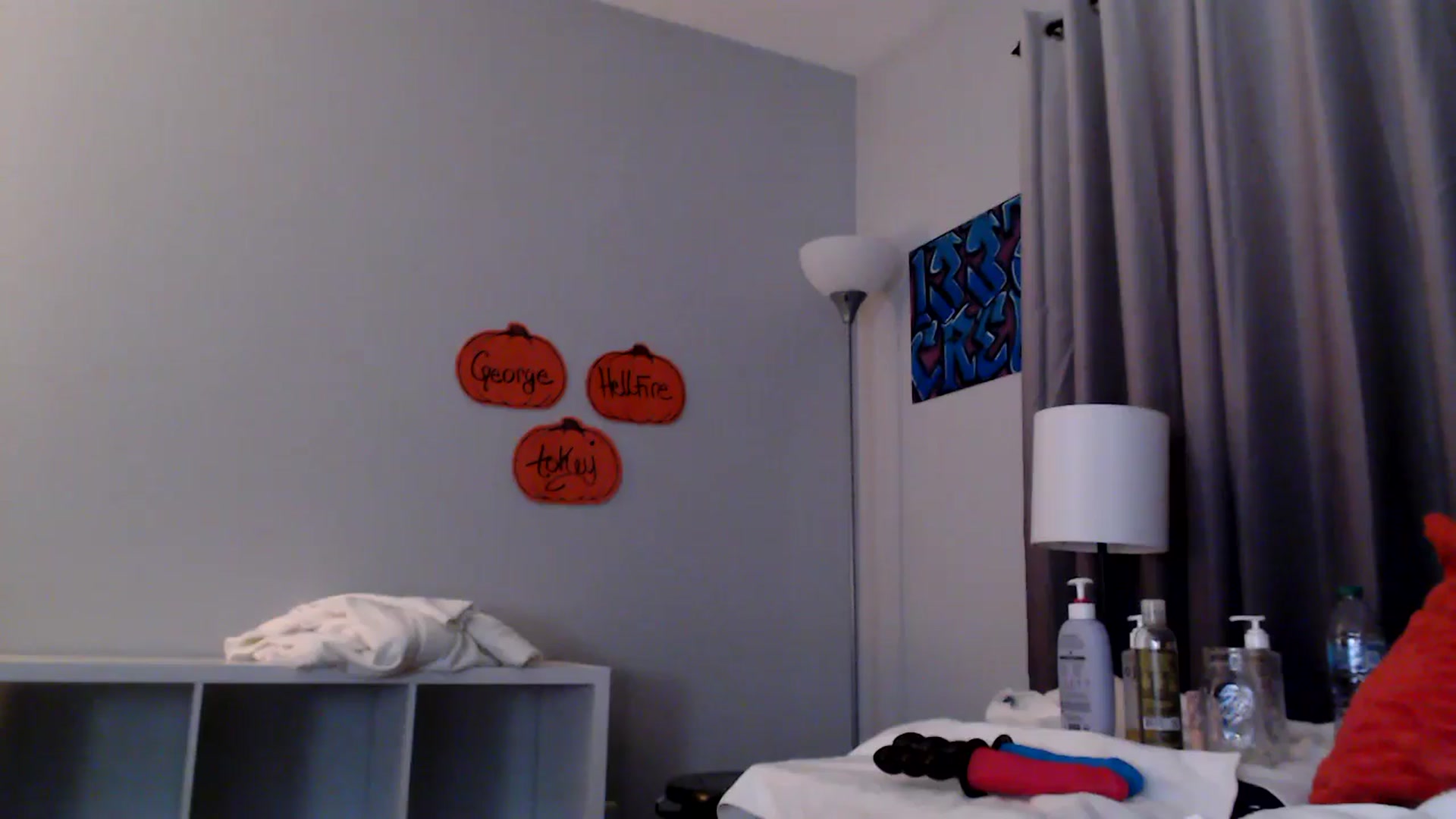 Gallery image thumbnail from EmmyLove's myfreecams stream on, 09/20/2025, 07:41 image 18 of 20