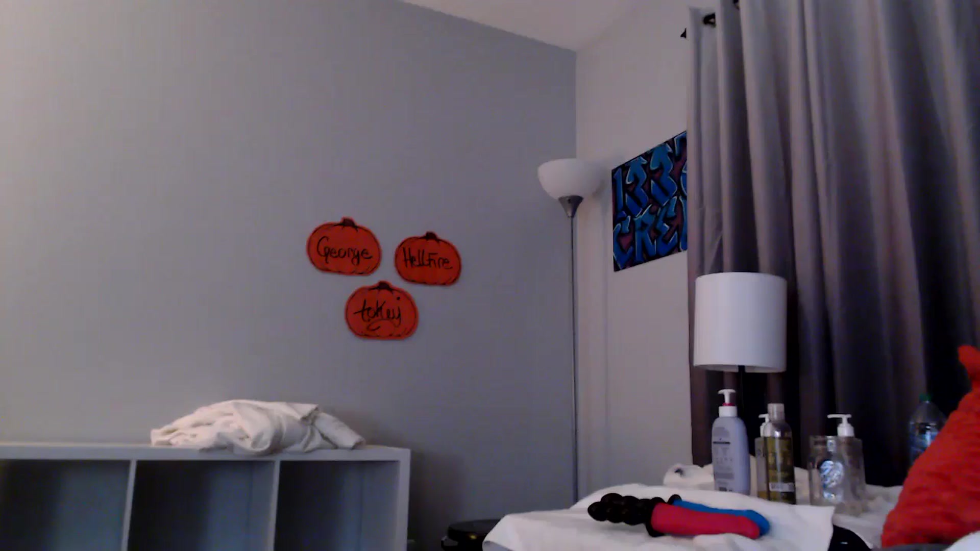 Gallery image thumbnail from EmmyLove's myfreecams stream on, 09/20/2025, 07:41 image 16 of 20