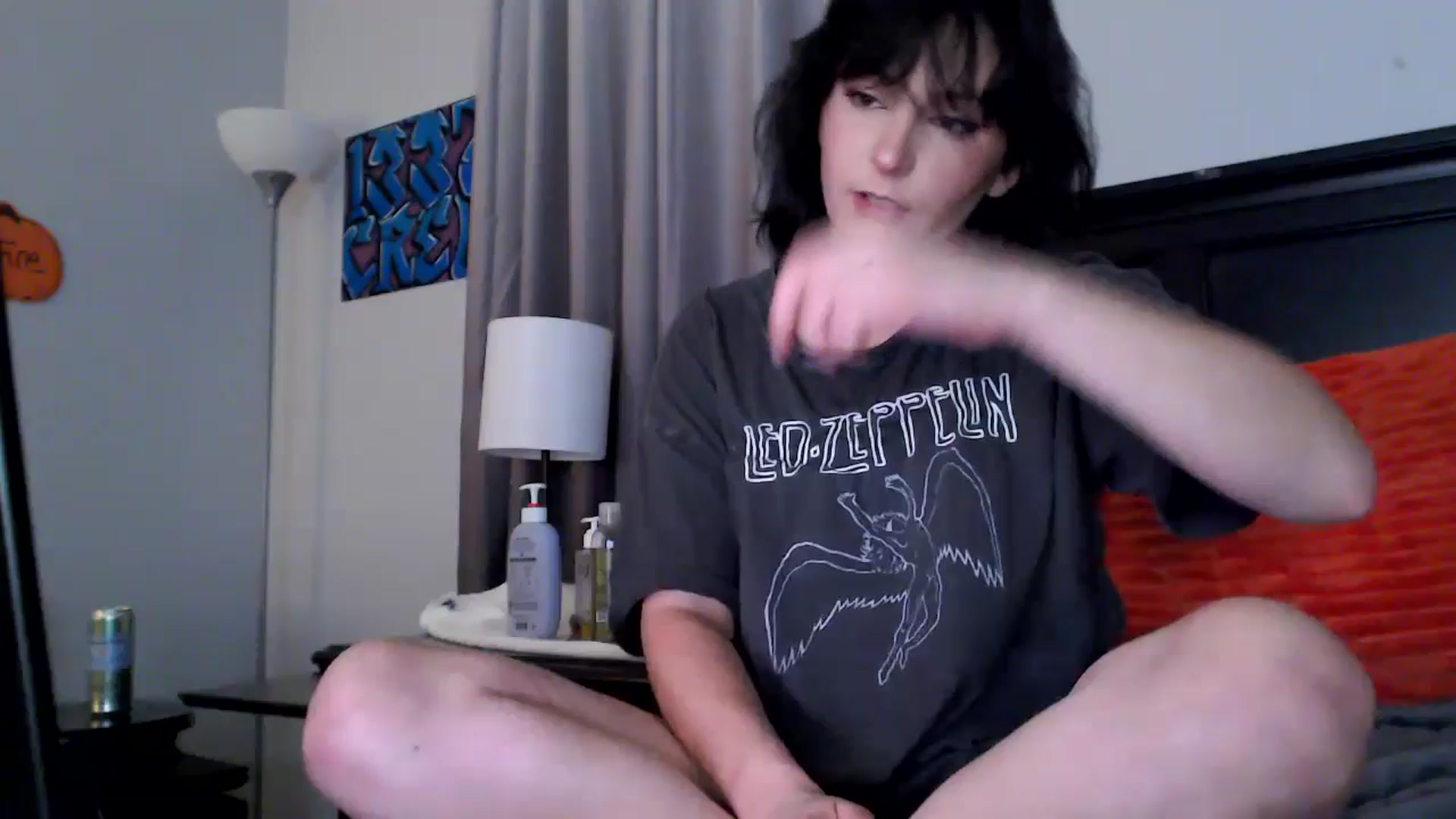 Gallery image thumbnail from EmmyLove's myfreecams stream on, 09/21/2025, 05:40 image 6 of 20