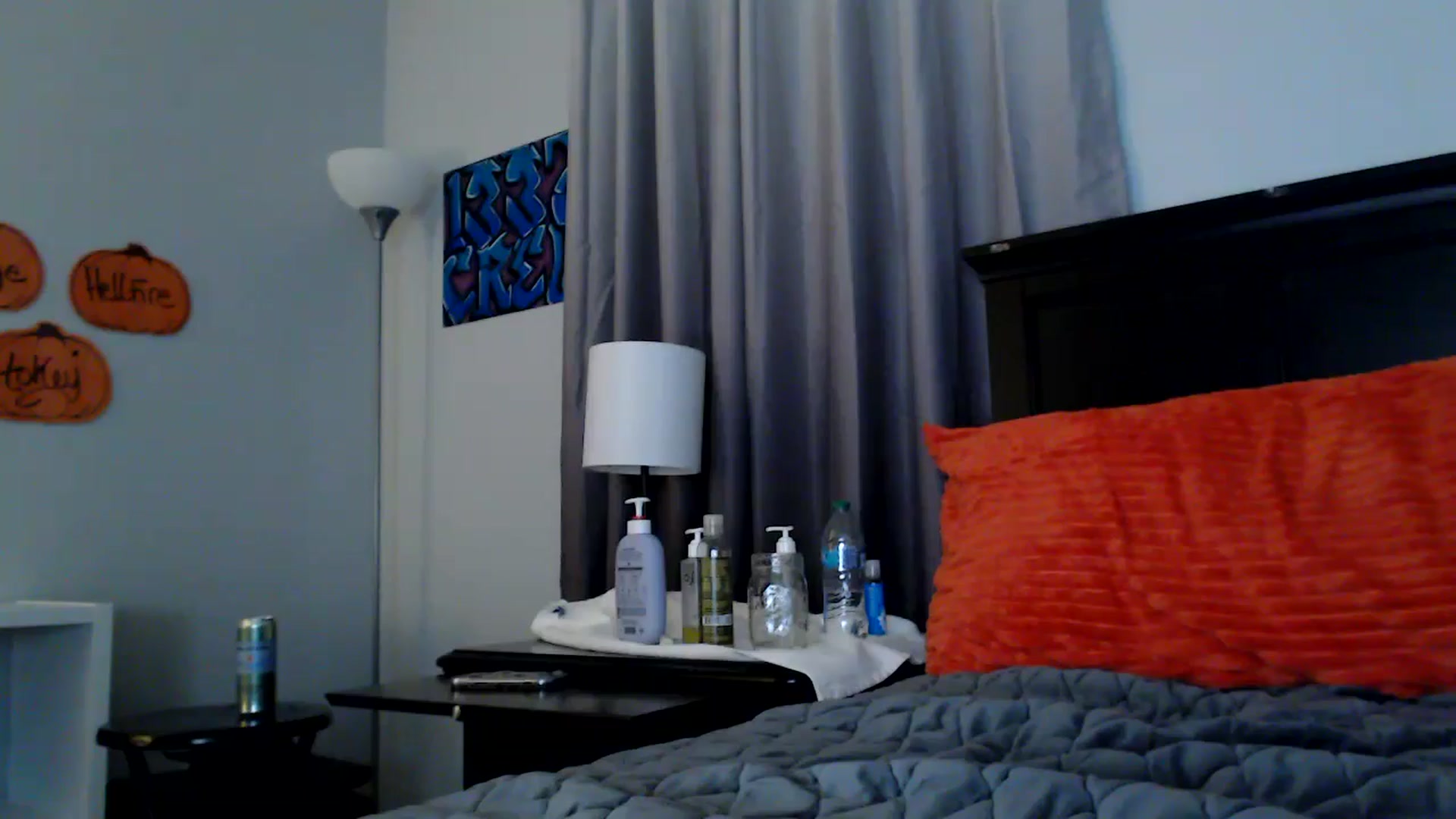Gallery image thumbnail from EmmyLove's myfreecams stream on, 09/21/2025, 05:40 image 17 of 20
