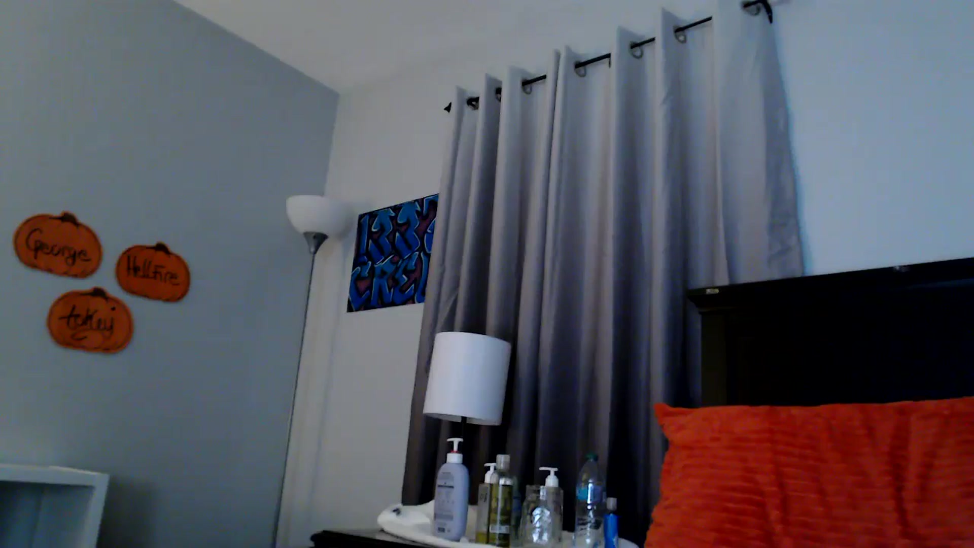 Gallery image thumbnail from EmmyLove's myfreecams stream on, 09/21/2025, 07:28 image 16 of 20