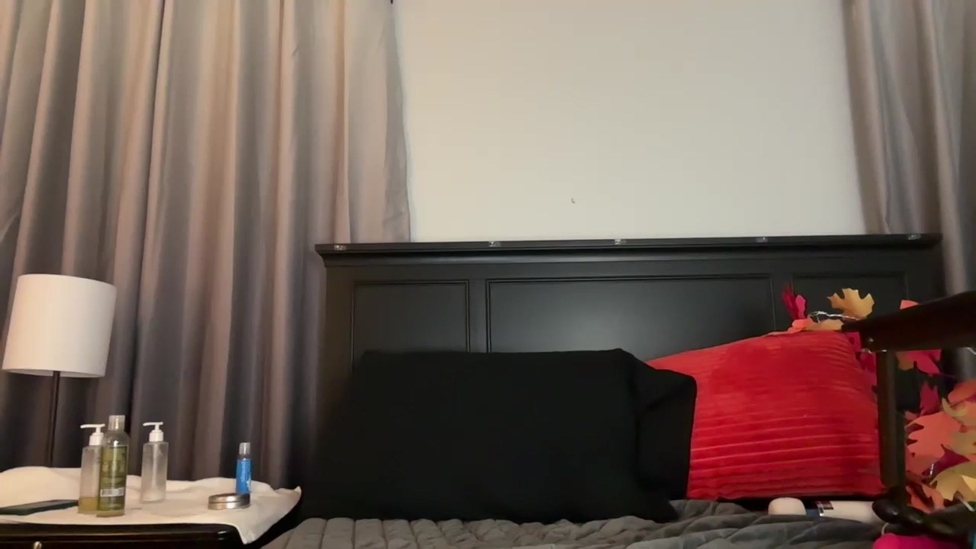 Gallery image thumbnail from EmmyLove's myfreecams stream on, 09/30/2025, 08:21 image 11 of 20