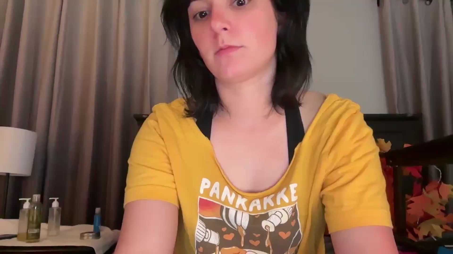 Gallery image thumbnail from EmmyLove's myfreecams stream on, 09/30/2025, 08:21 image 18 of 20