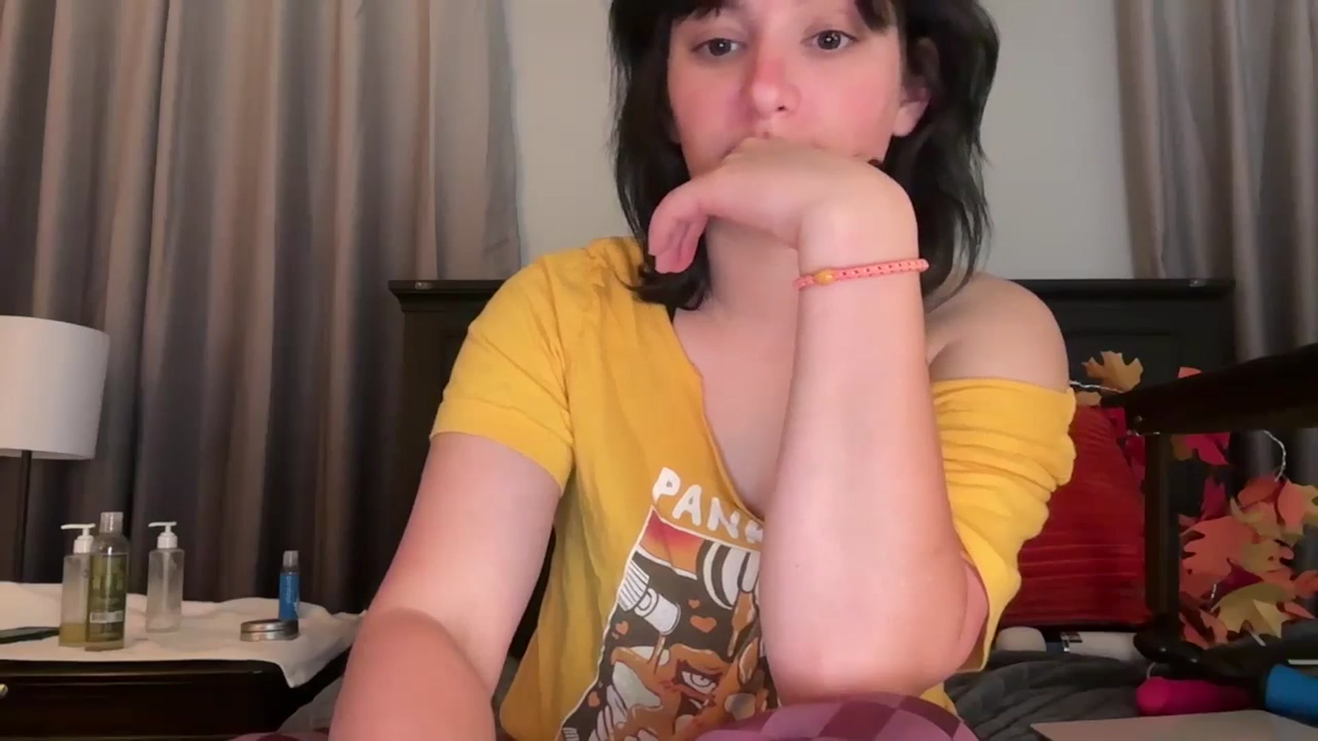 Gallery image thumbnail from EmmyLove's myfreecams stream on, 09/30/2025, 08:21 image 16 of 20