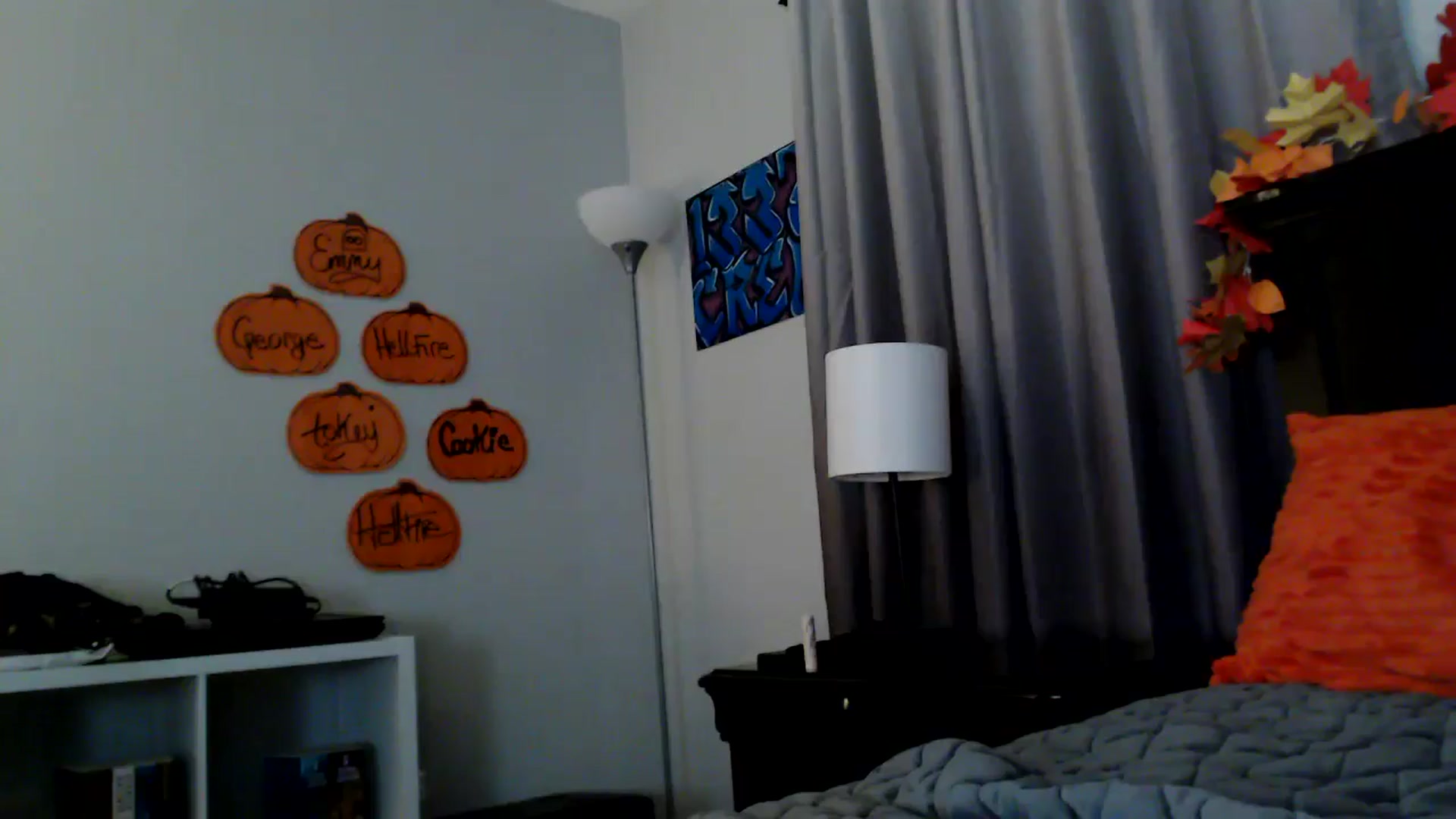 Gallery image thumbnail from EmmyLove's myfreecams stream on, 10/14/2025, 06:19 image 19 of 20