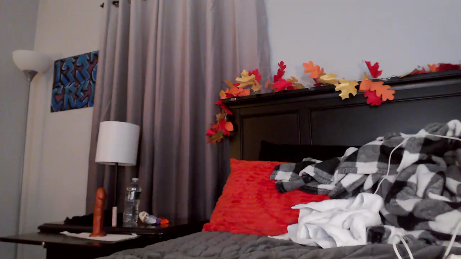 Gallery image thumbnail from EmmyLove's myfreecams stream on, 10/14/2025, 07:03 image 19 of 20