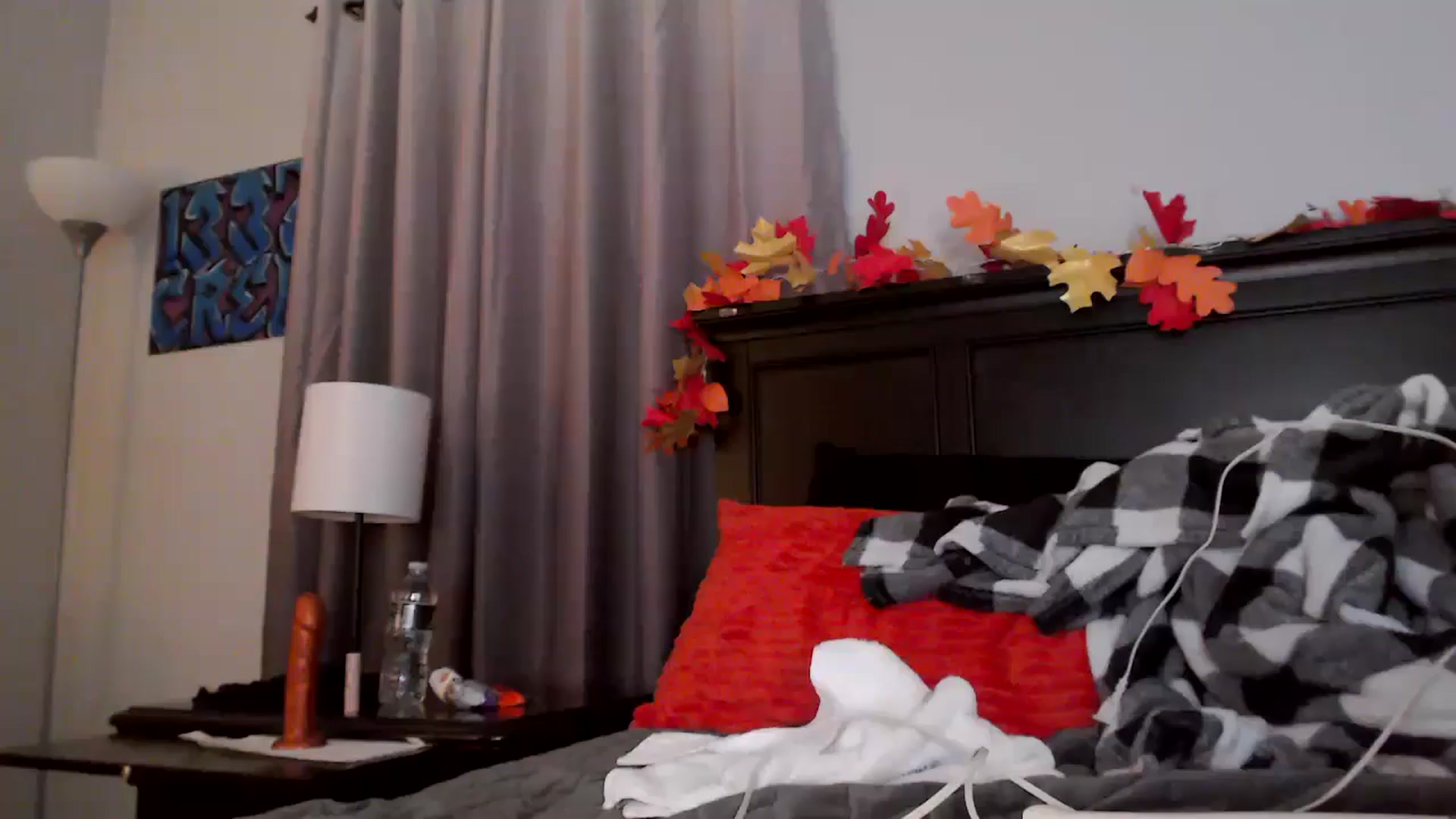 Gallery image thumbnail from EmmyLove's myfreecams stream on, 10/14/2025, 07:03 image 11 of 20