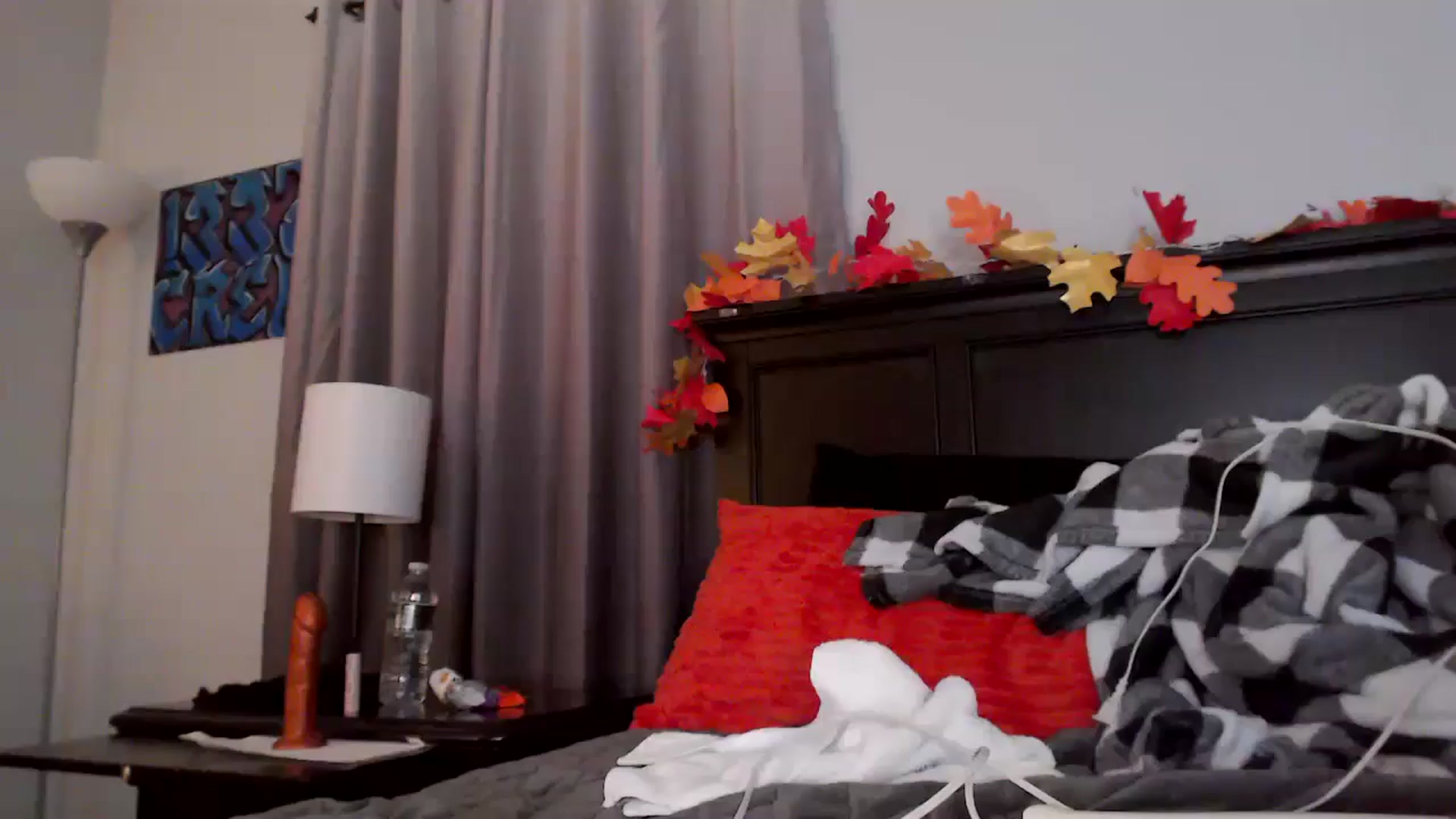 Gallery image thumbnail from EmmyLove's myfreecams stream on, 10/14/2025, 07:03 image 14 of 20