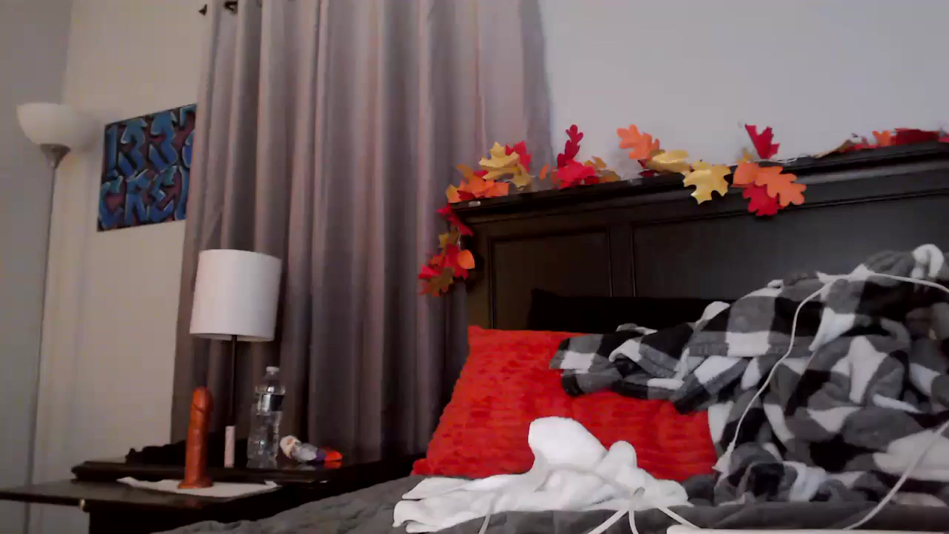 Gallery image thumbnail from EmmyLove's myfreecams stream on, 10/14/2025, 07:03 image 12 of 20