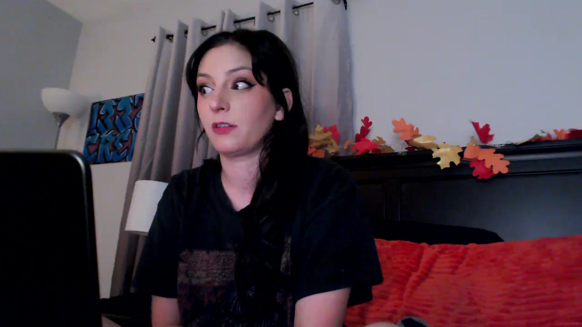 Gallery image thumbnail from EmmyLove's myfreecams stream on, 10/15/2025, 07:32 image 3 of 20