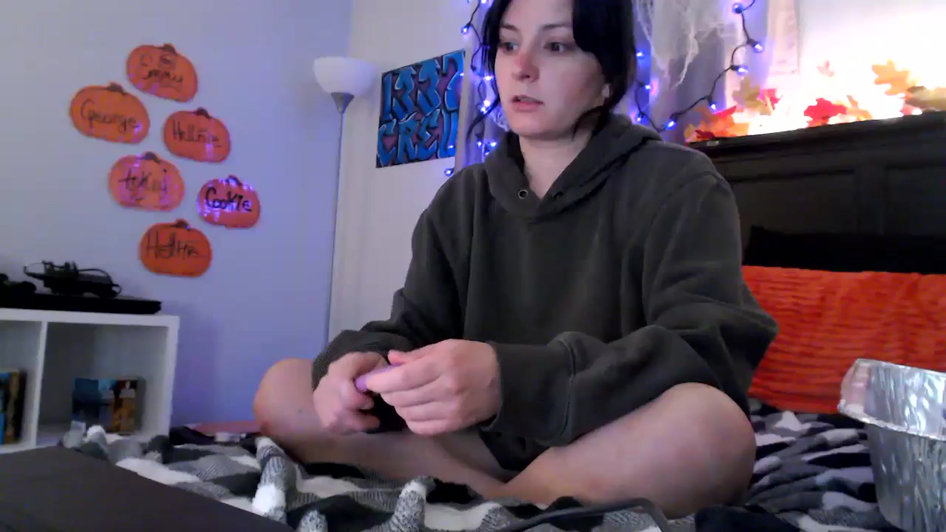 Gallery image thumbnail from EmmyLove's myfreecams stream on, 10/16/2025, 07:04 image 3 of 20
