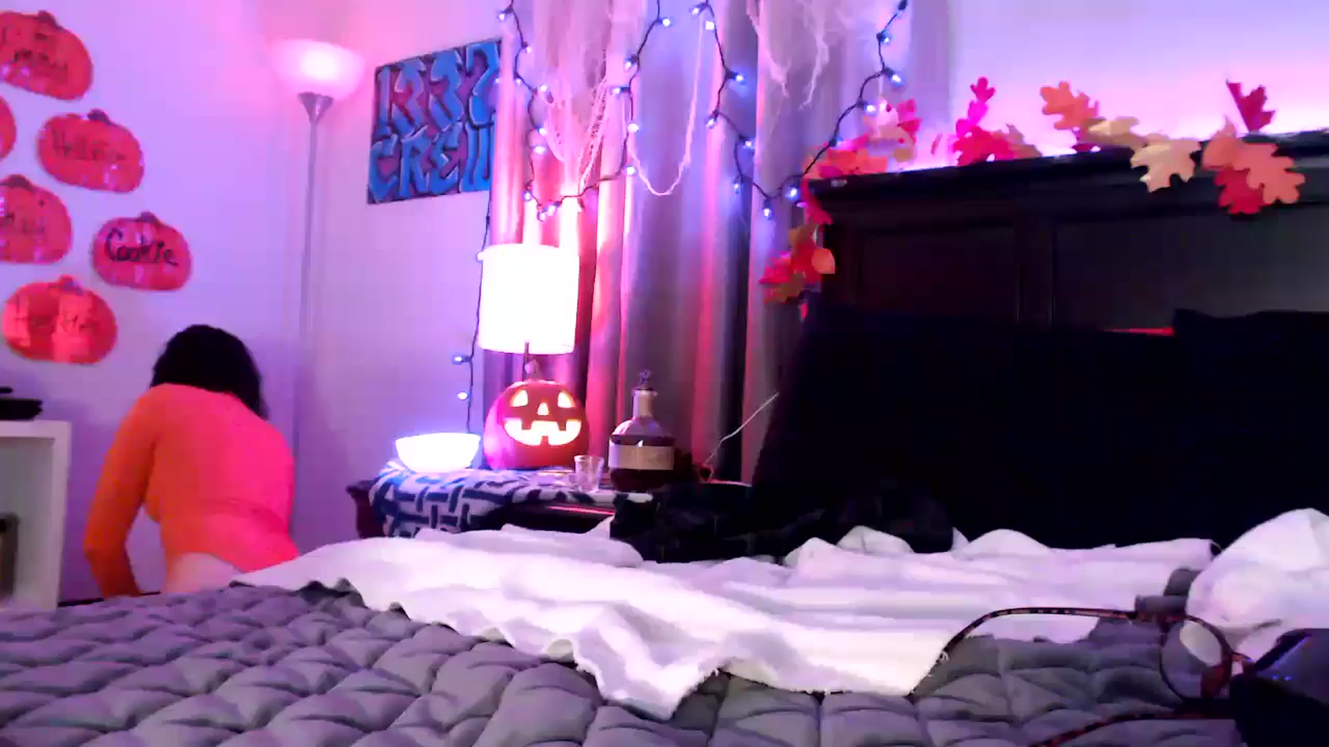 Gallery image thumbnail from EmmyLove's myfreecams stream on, 11/01/2025, 07:31 image 17 of 20
